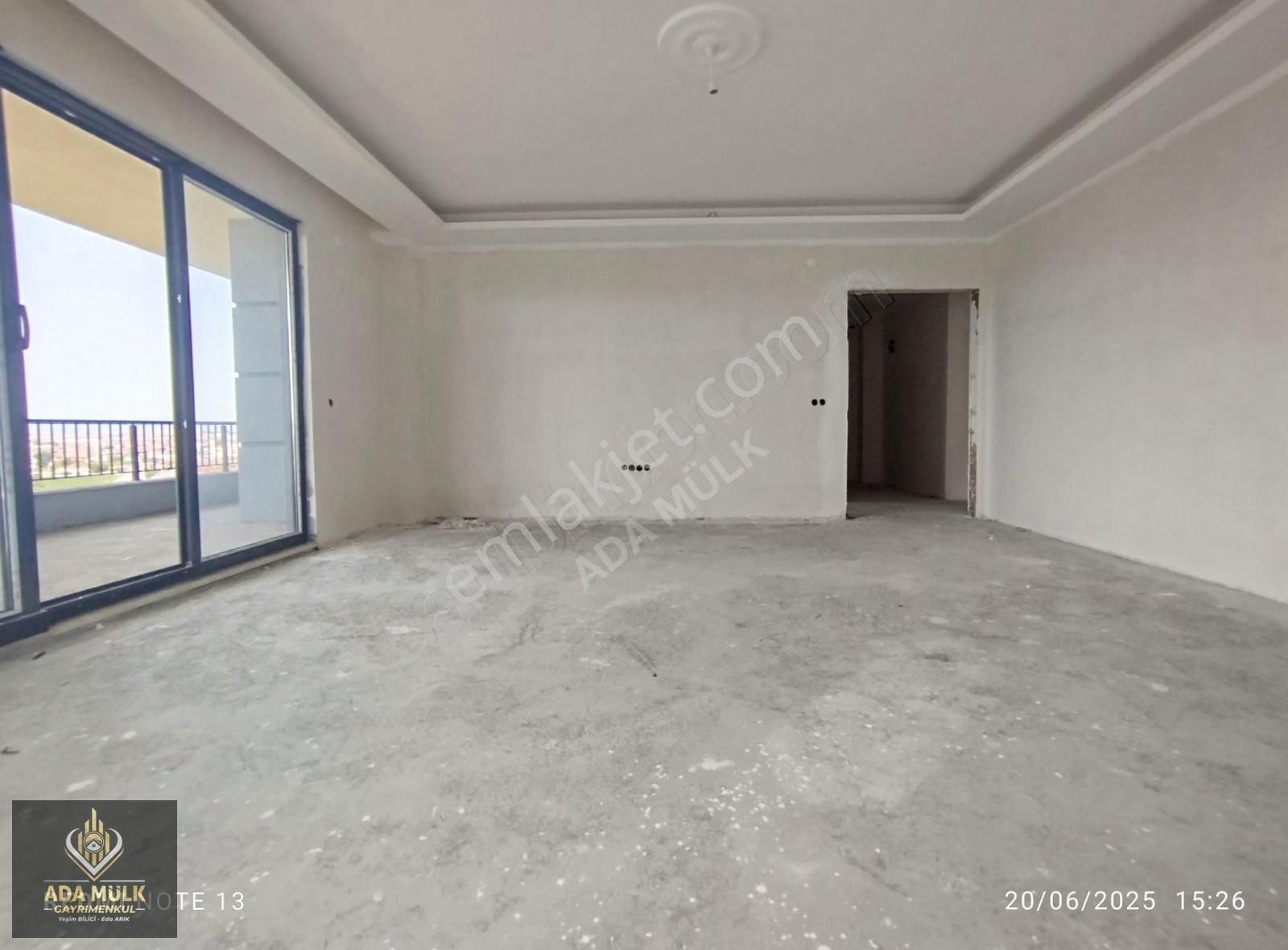 Muhteşem Doğa Ve Şehir Manzaralı Site İçi, Havuzlu 3+1 Daire - Görsel 14