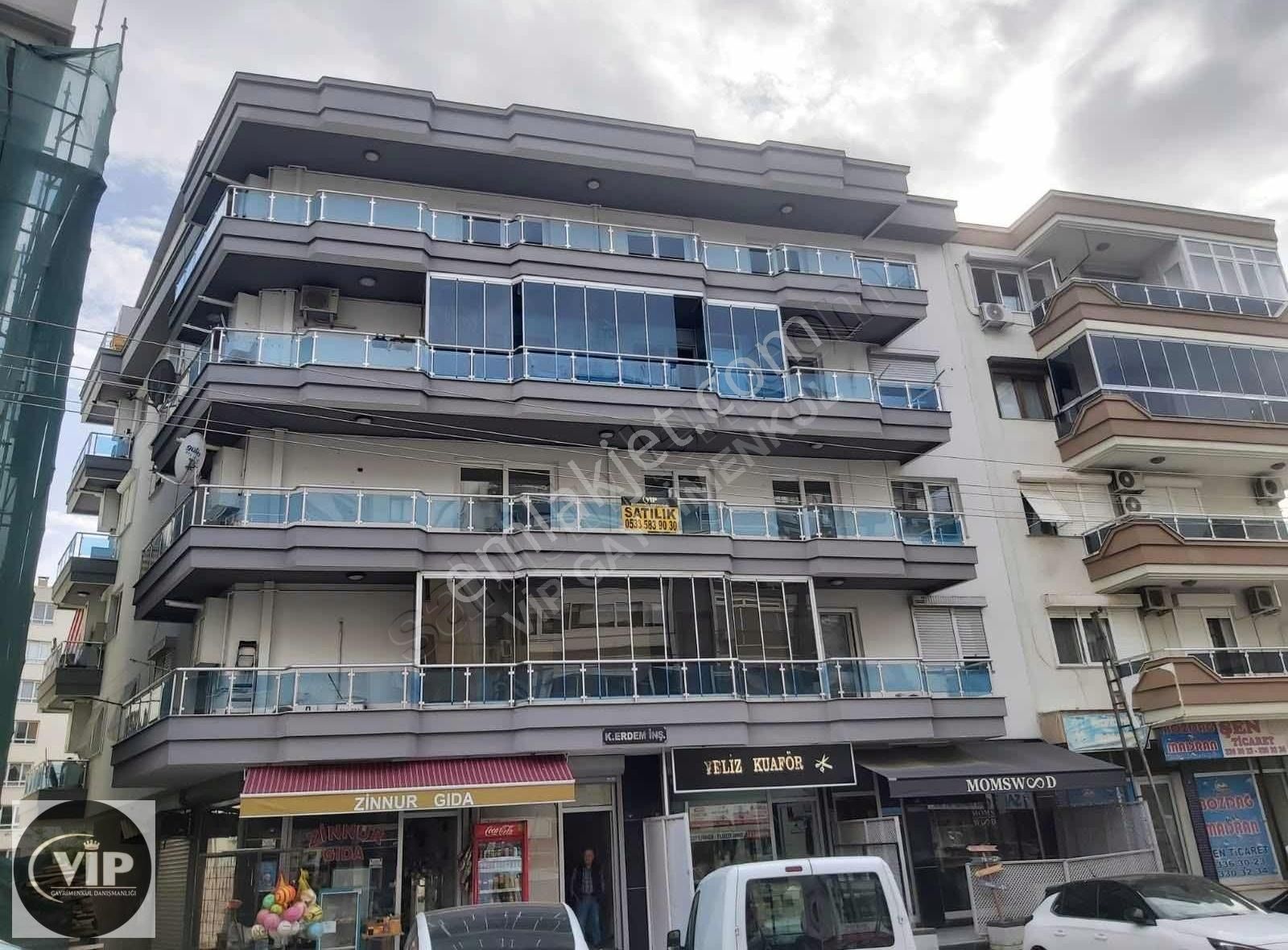 Vip Gayrimenkul'den Yalı Mahallesinde,krediye Uygun3+1 Boş Daire