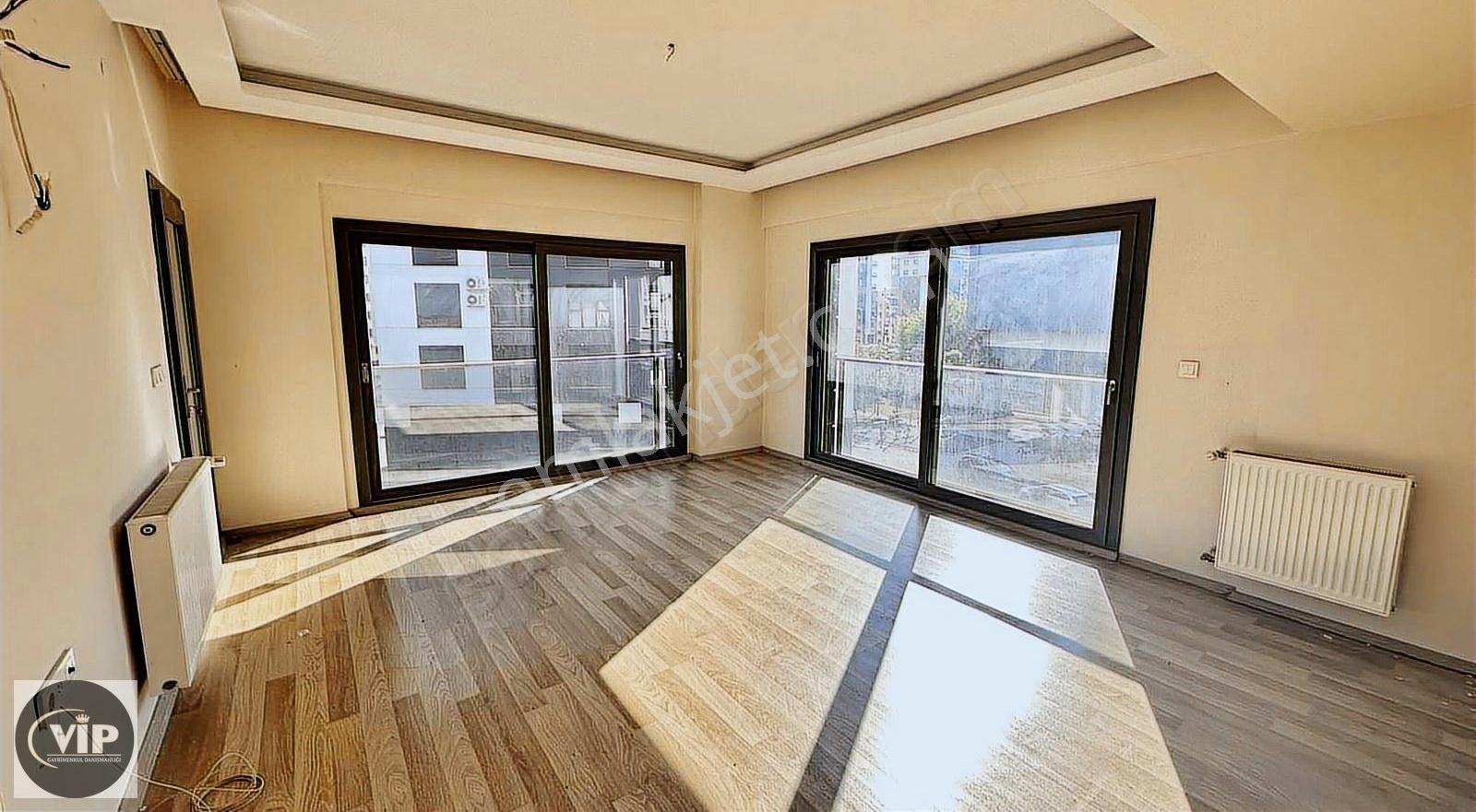 Vip Gayrimenkulden Medical Point Hastanesi Yakını 3+1 Kiralık