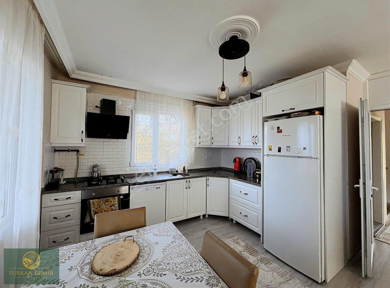 Furkan Demir'den Karamürsel Oluklu Satılık Müstakil Ev Ve Arsası - Görsel 4