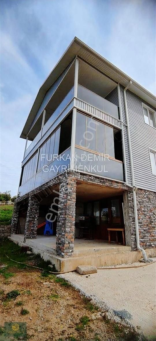 Furkan Demir'den Karamürsel Oluklu Satılık Müstakil Ev Ve Arsası - Görsel 22