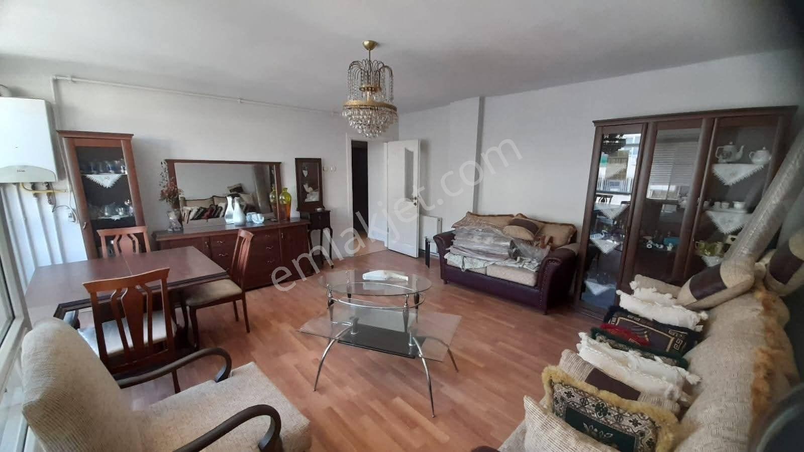 Samsun İlkadım Karadeniz Mahallesi'nde Asansörlü 2+1 Eşyalı Kiralık Daire