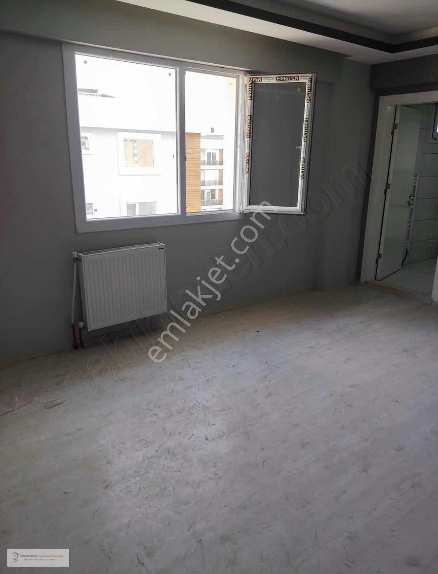 Havuzlu Sitede Geniş 3+1 Daire