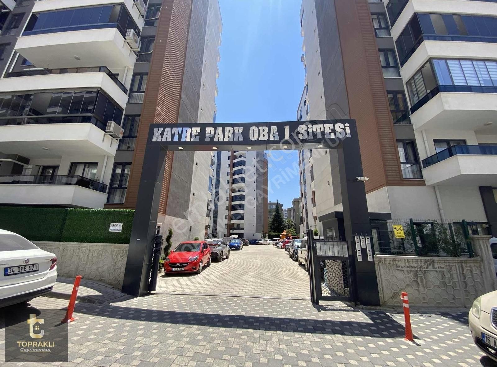 Katre Park Oba 1 Sitesinde Satılık 3+1 Daire