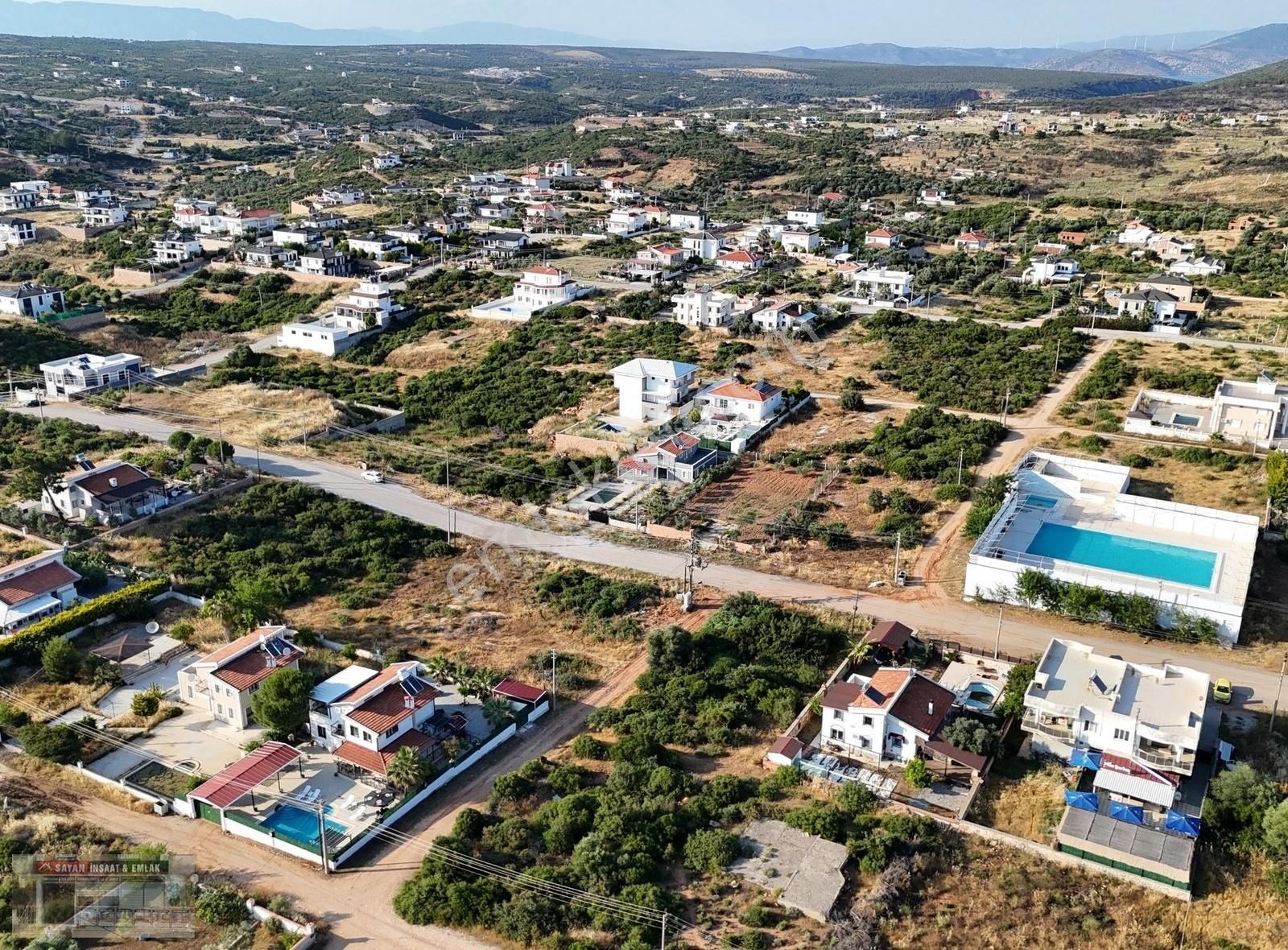 Didim Yeşiltepe' De 713 M2 Müstakil Parsel İmarlı Arsa