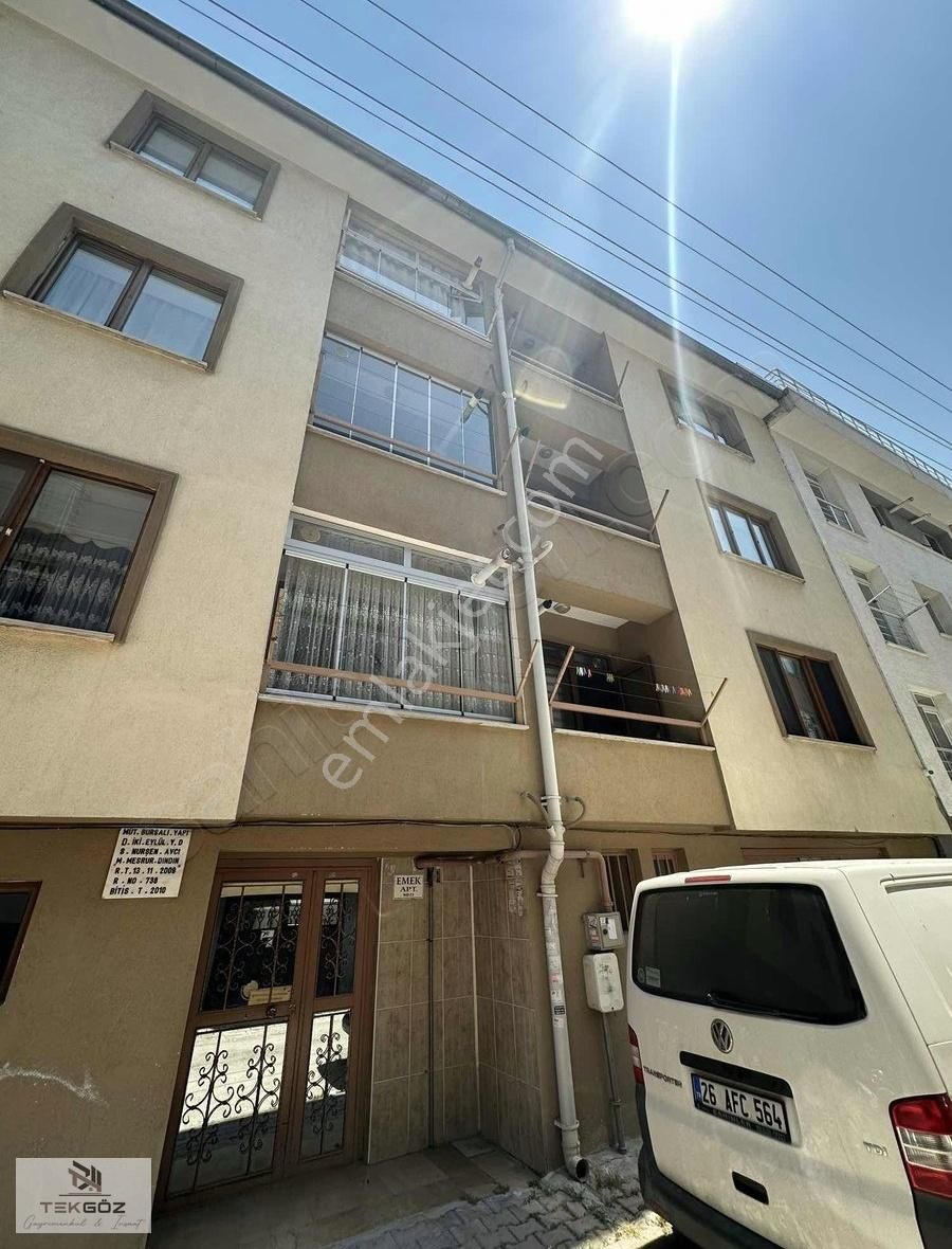 Fırsat ! Tekgöz'den Mamure'de Satılık Bakımlı Geniş 3+1 Daire