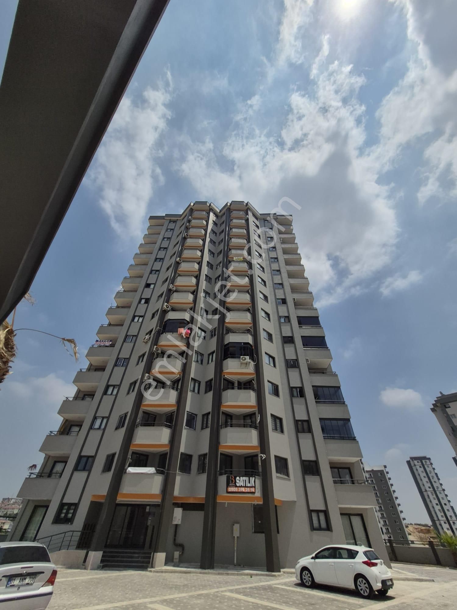 Sarıcam'da Lüks 1+1 Fırsatı Elit Sitede, Hem Oturum Hem Yatırm