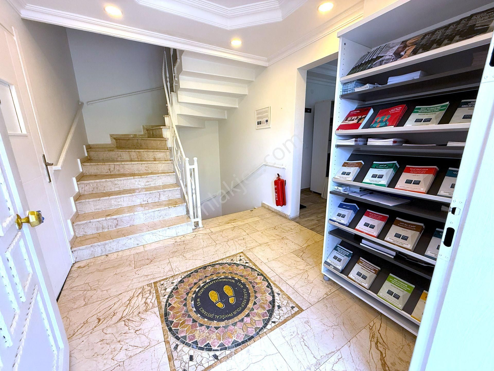 Koşuyolu’nda Kurumsal Firmalara, İskanlı Bahçeli Ticari Bina Fırsatı! - Görsel 3