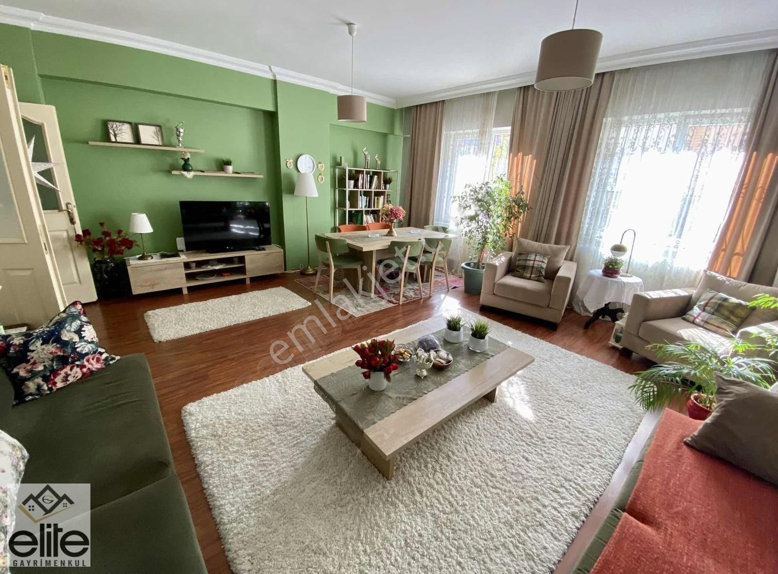 Elite Gayrimenkul'den Batıkentte Geniş Bakımlı 3+1 Kiralık Daire