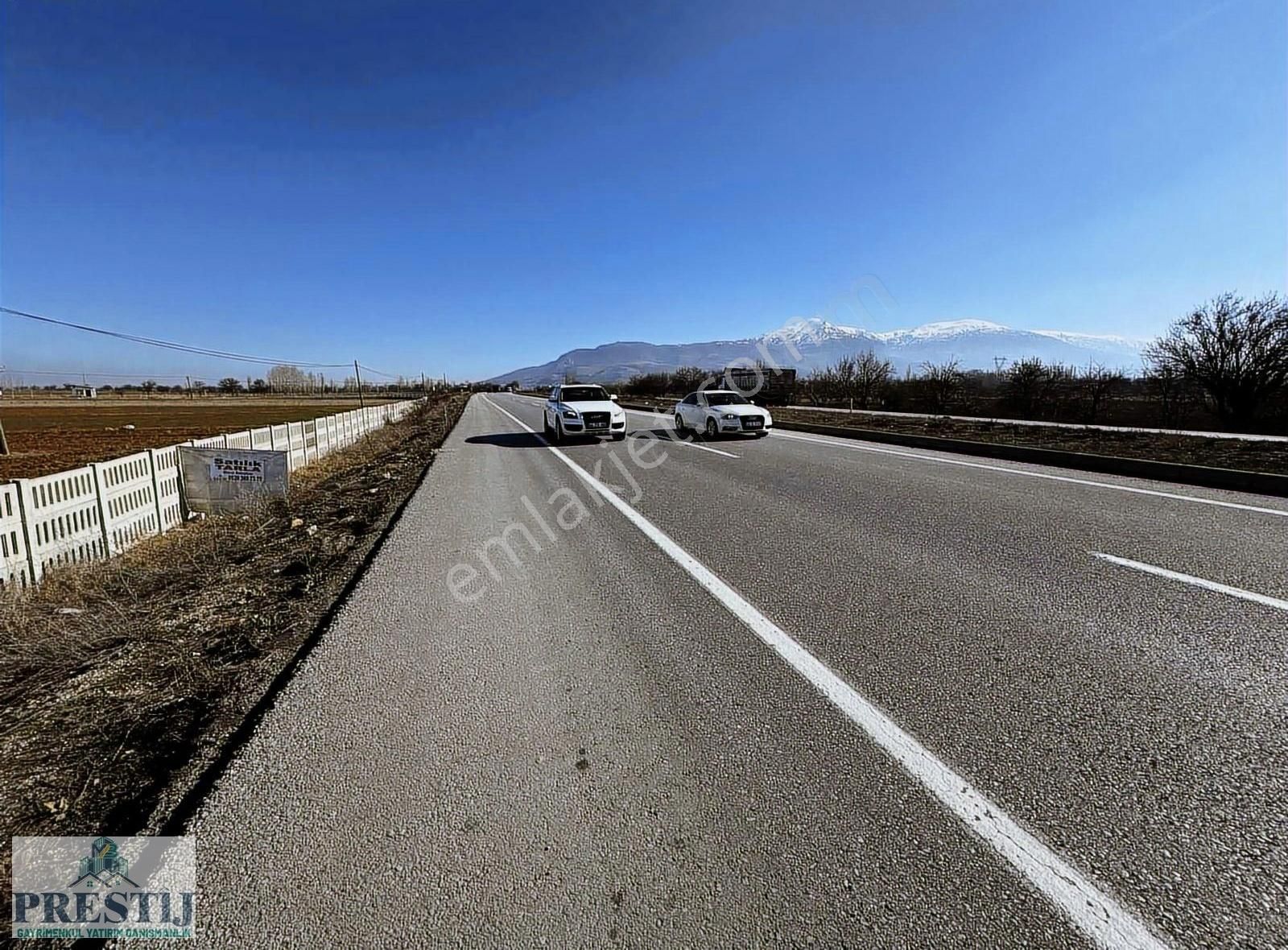 Afyonkarahisar Çay Yolu Üzerinde Ticari Amçlı Kullanıma Uygun - Görsel 10