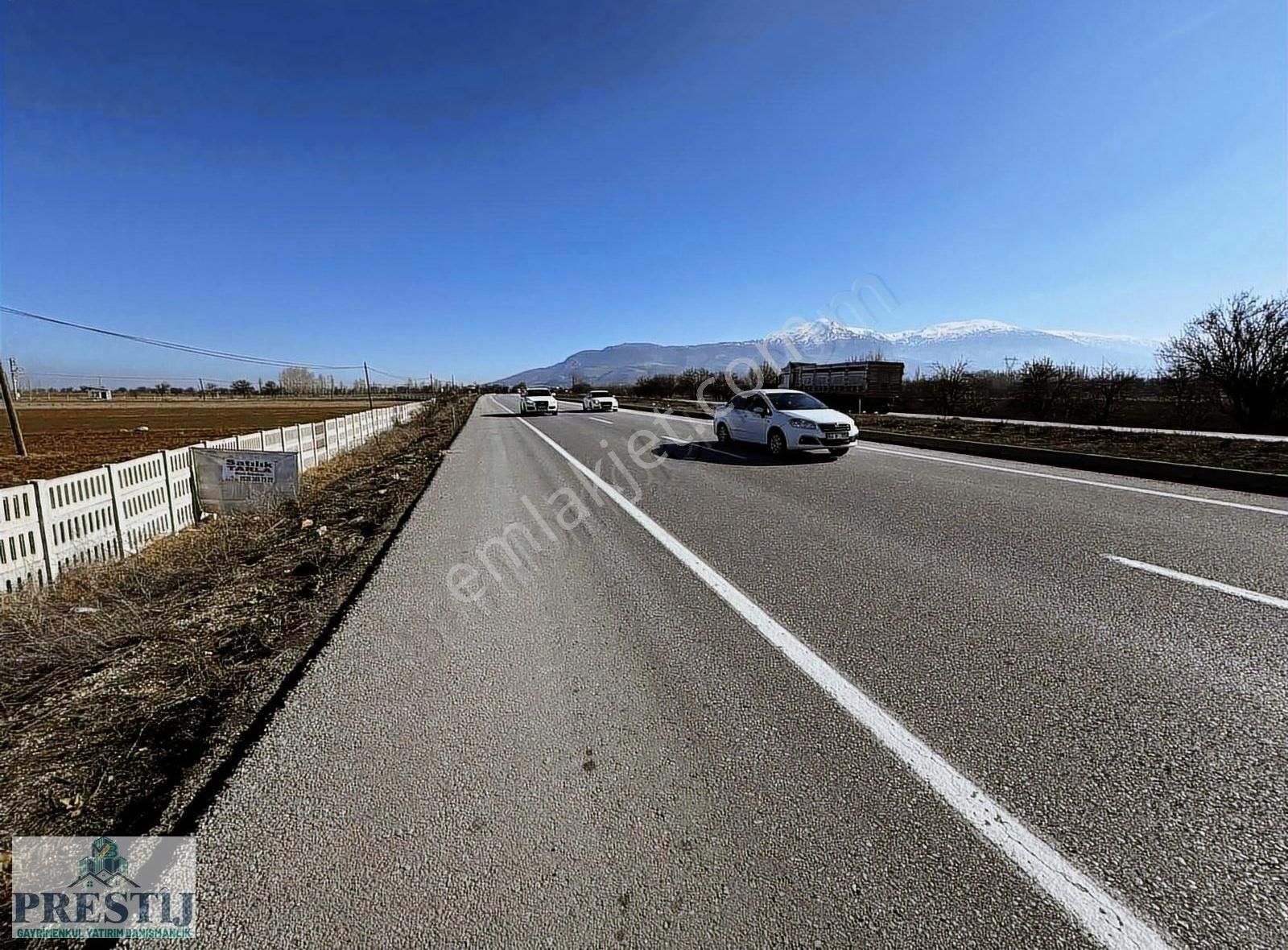 Afyonkarahisar Çay Yolu Üzerinde Ticari Amçlı Kullanıma Uygun - Görsel 3