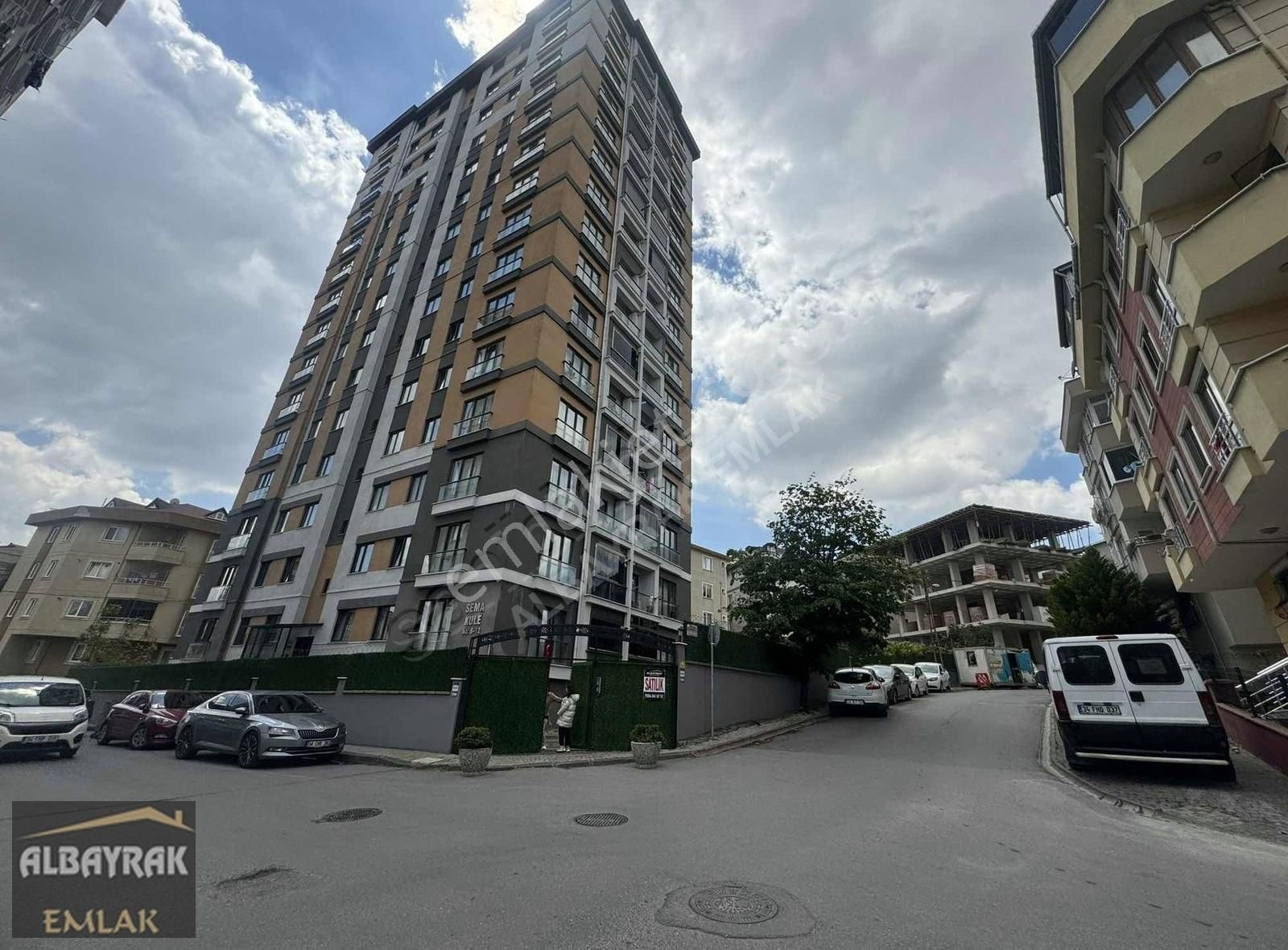 Albayrak Emlaktan Ön Cephe 8.kat Kapalı-açık Otoparklı Daire