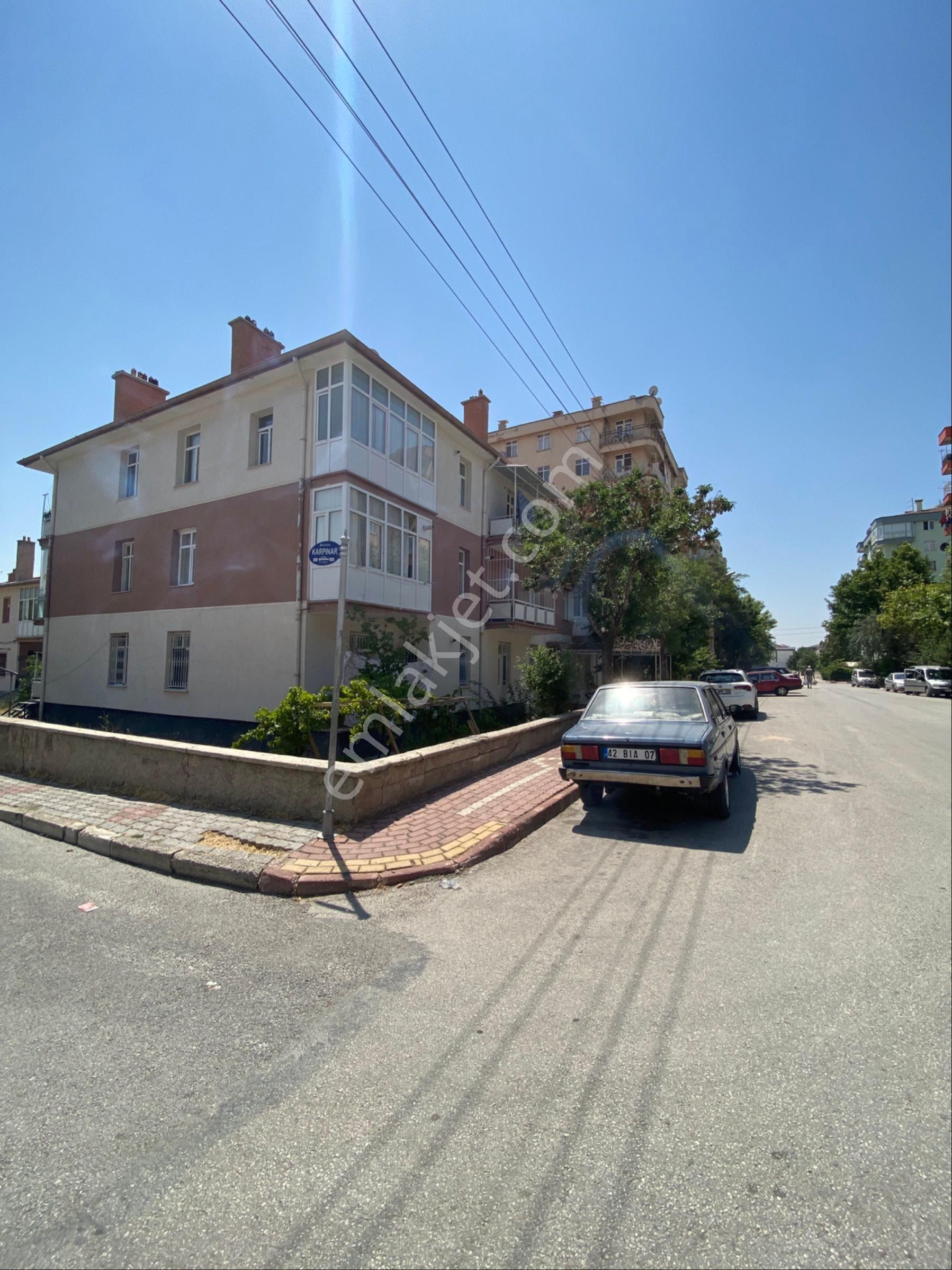 Şeyh Şamil Mah Barış Cad Yanı 2+1 Arakat Ful Bakımlı Daire