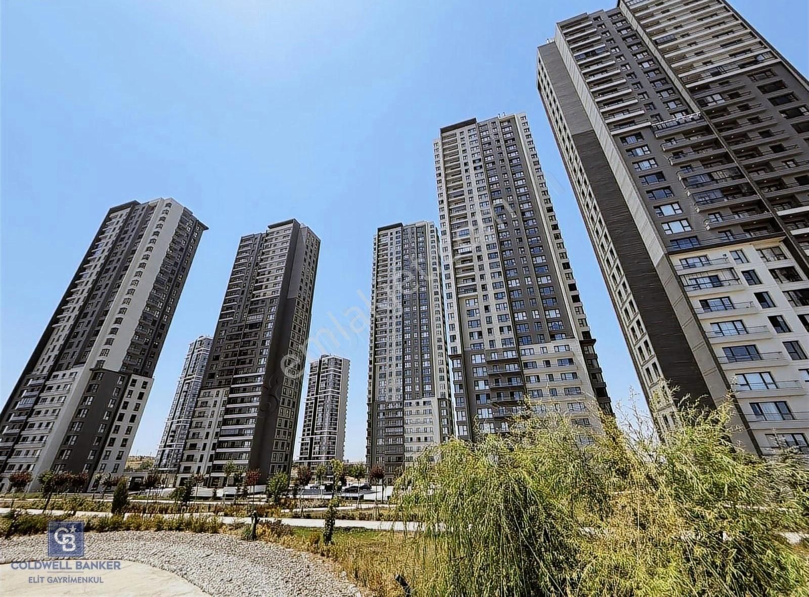 Kent İncek'te 2+1 Bağımsız Mutfak Boş Satılık Daire