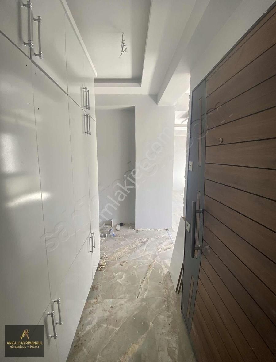 Ofis Kütüphane Civarı Sıfır 2+1 Daire
