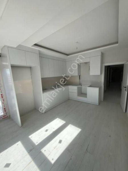 Çorum Cengiz Yapı-yeni Best Benzinliği Civarı Satılık 3+1 Ara Kat Daire