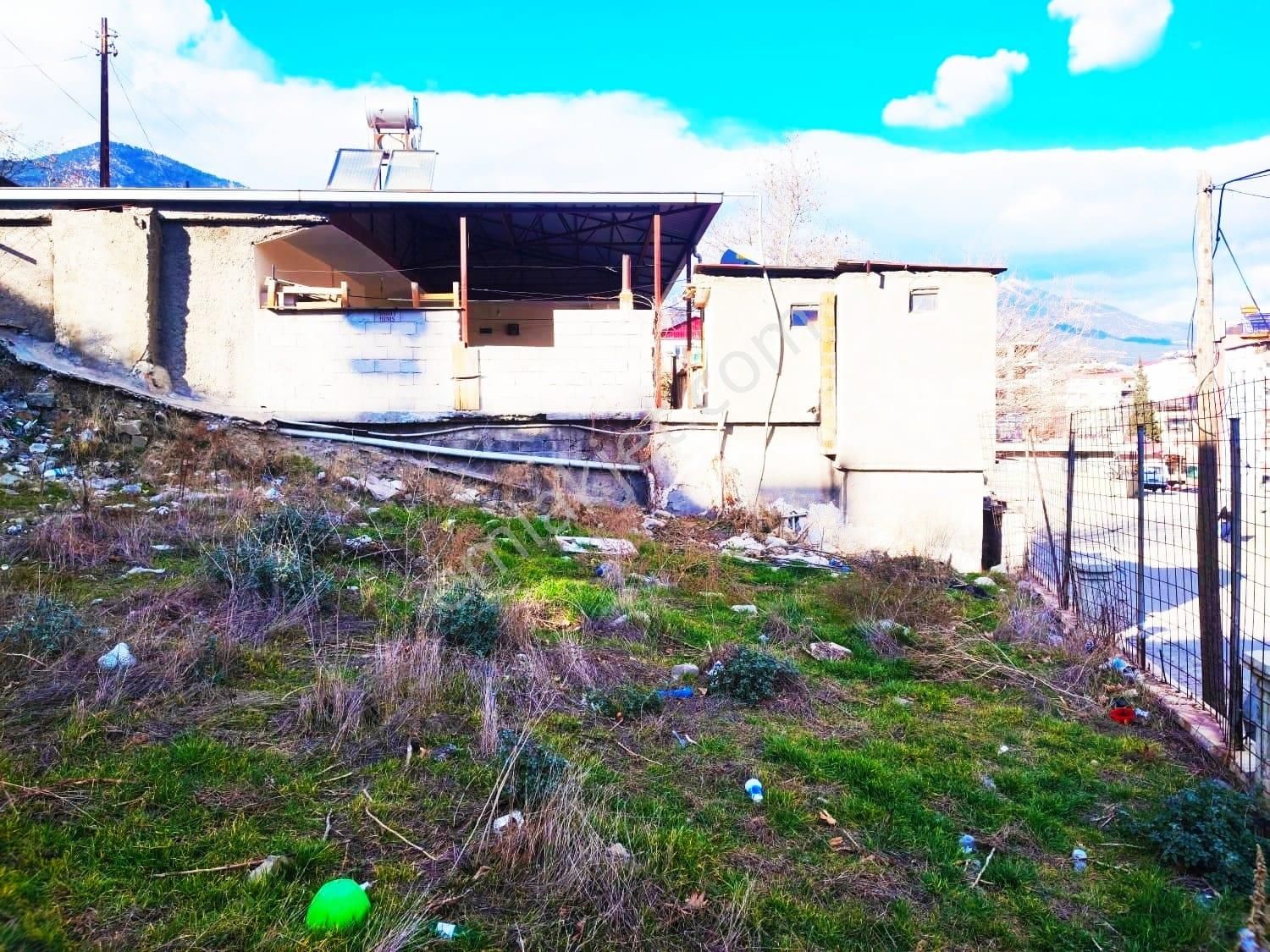 Pozantı Kar Emlaktan Zafer Mahallesinde 3 Kata Projesi Hazır 222 M2 Arsa