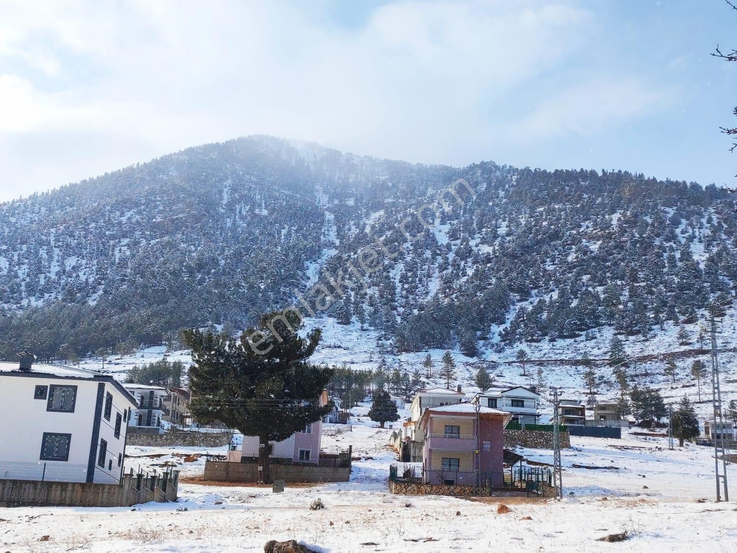 Pozantı Kar Emlaktan Bozkırlı Mevkiinde Doğa Manzaralı Satılık 310 M2 Arsa - Görsel 17