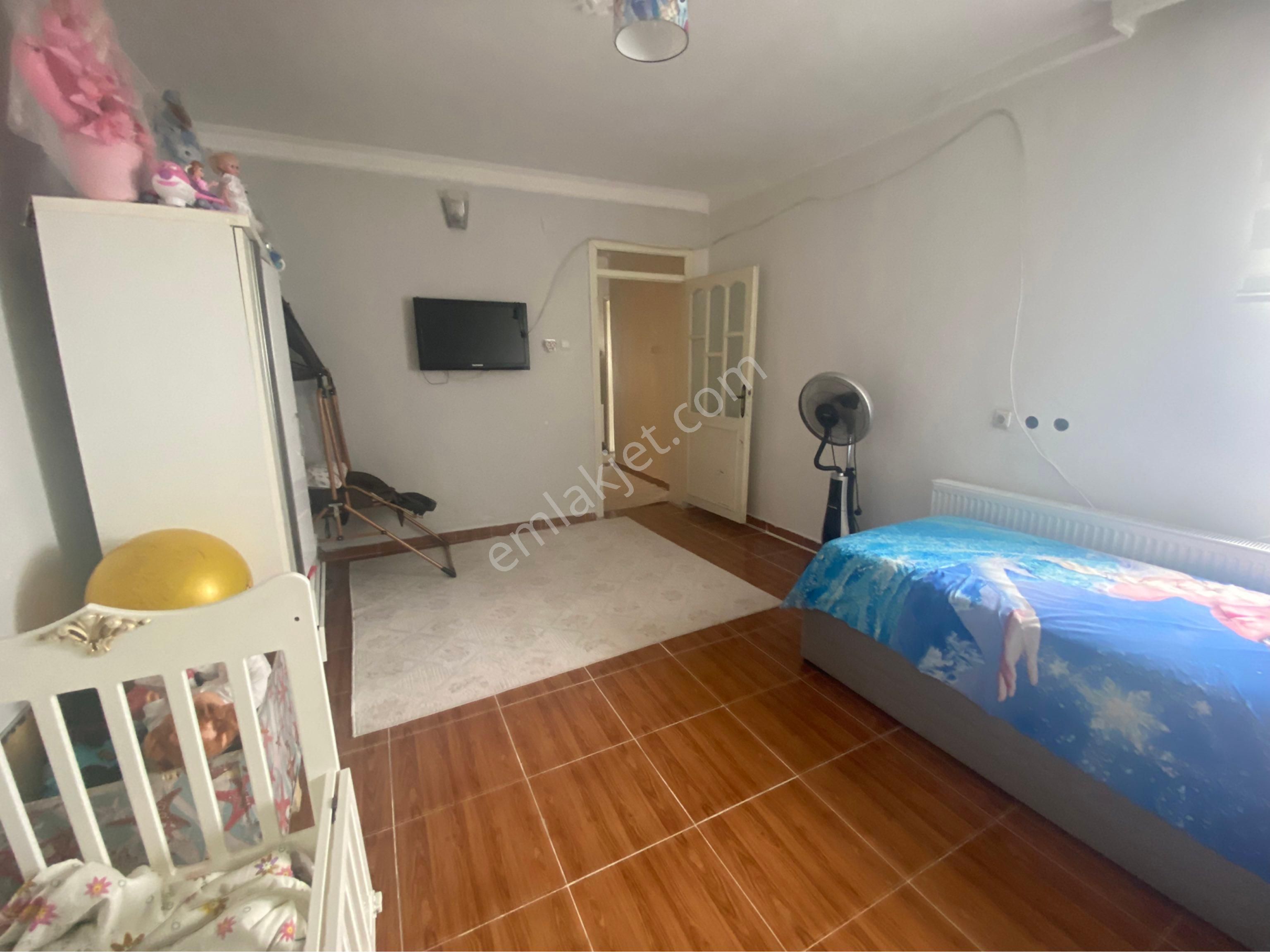 Güneş De 128m Tam Tapu , Garajlı, Doğalgazlı, 2+1, Bakımlı Ev - Görsel 31