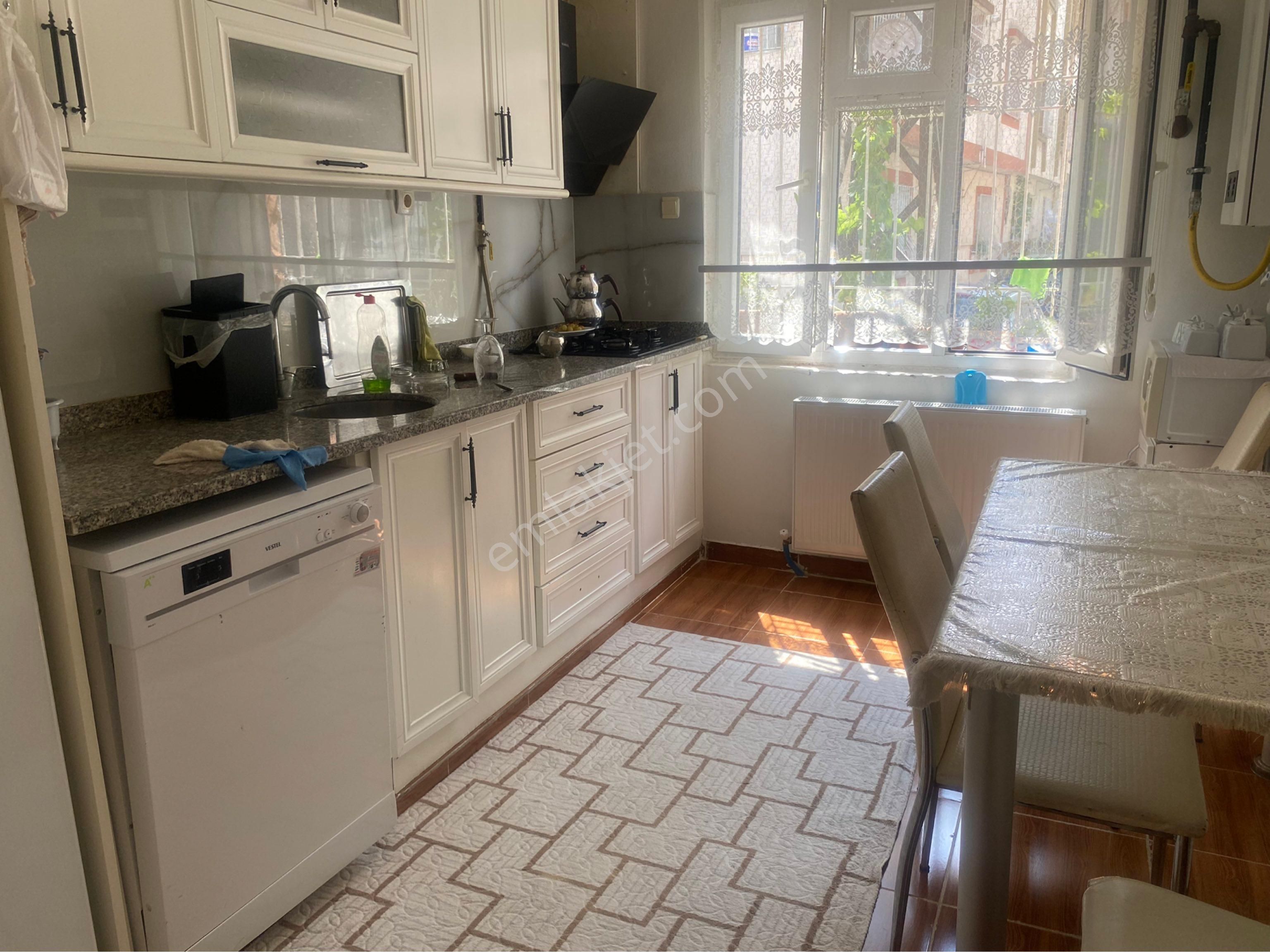 Güneş De 128m Tam Tapu , Garajlı, Doğalgazlı, 2+1, Bakımlı Ev - Görsel 3