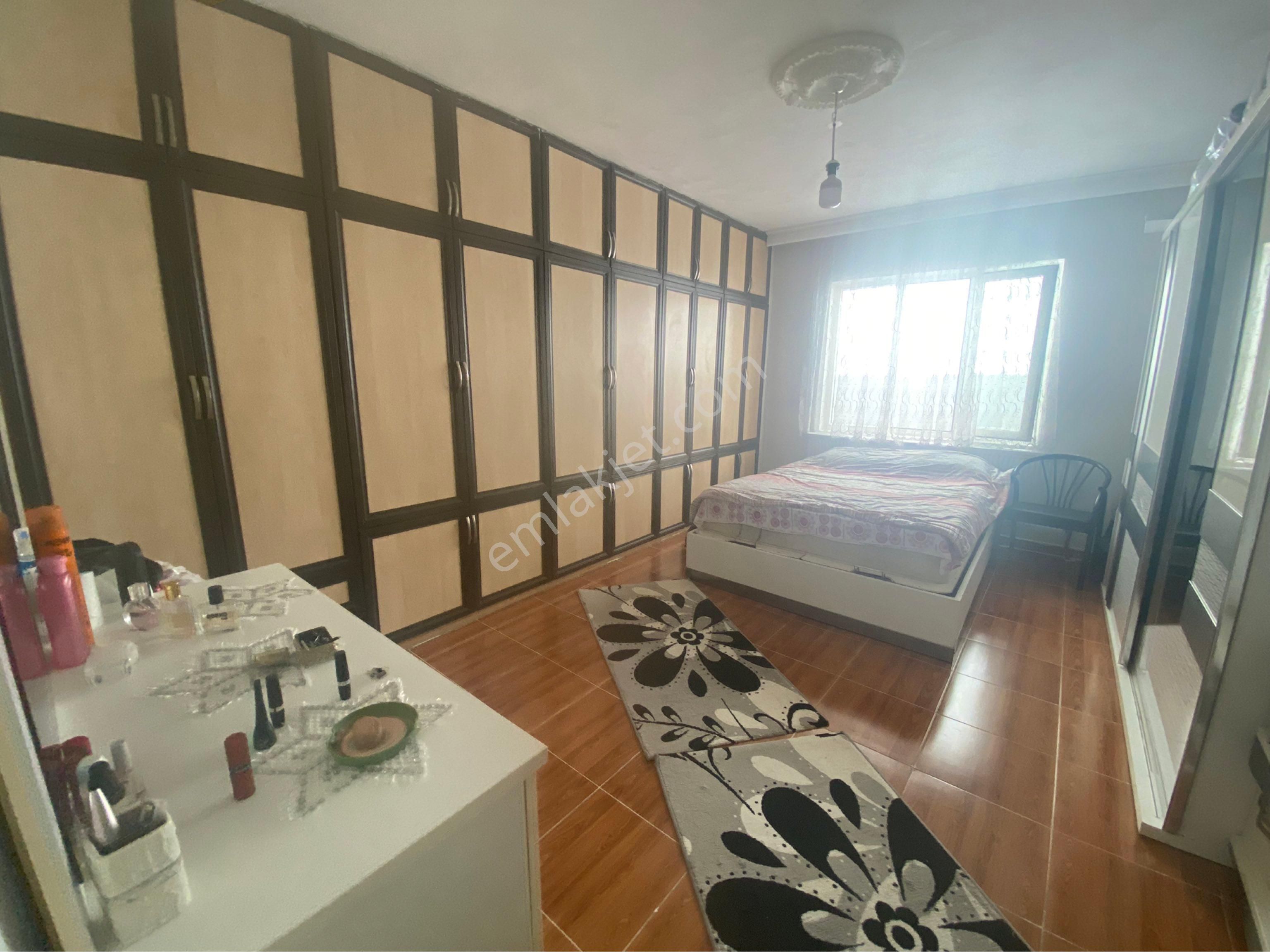 Güneş De 128m Tam Tapu , Garajlı, Doğalgazlı, 2+1, Bakımlı Ev - Görsel 5