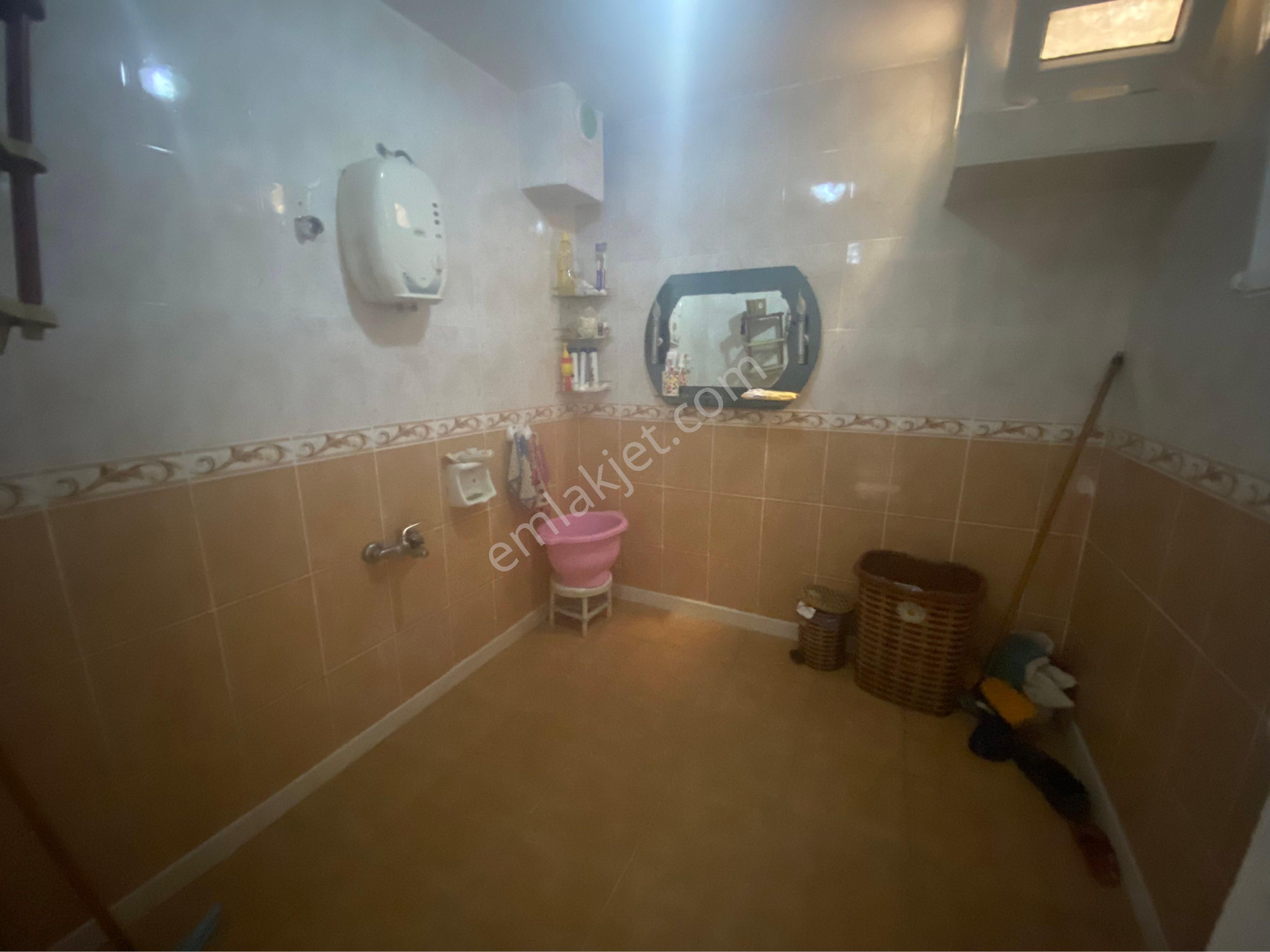 Güneş De 128m Tam Tapu , Garajlı, Doğalgazlı, 2+1, Bakımlı Ev - Görsel 8