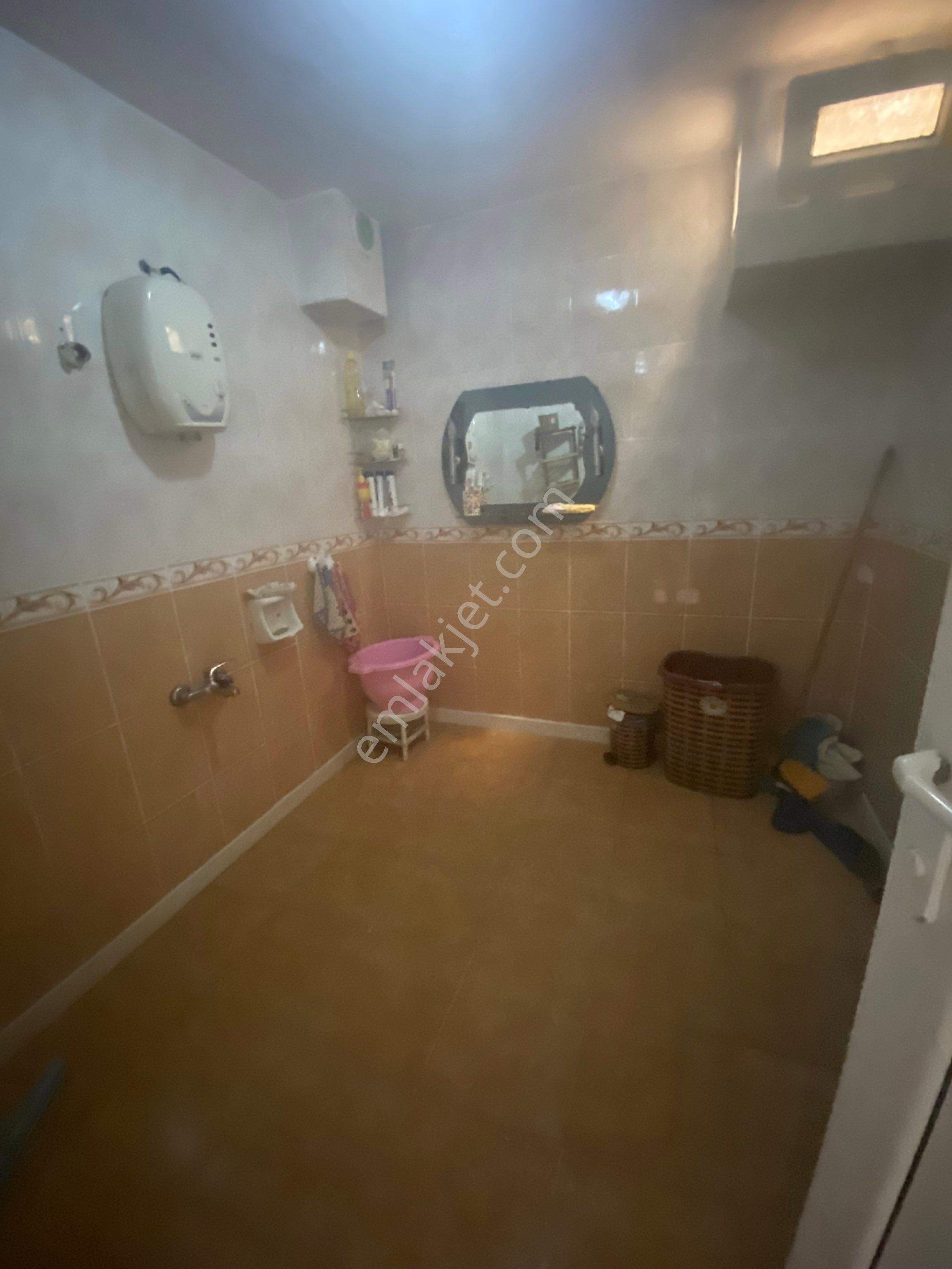 Güneş De 128m Tam Tapu , Garajlı, Doğalgazlı, 2+1, Bakımlı Ev - Görsel 10