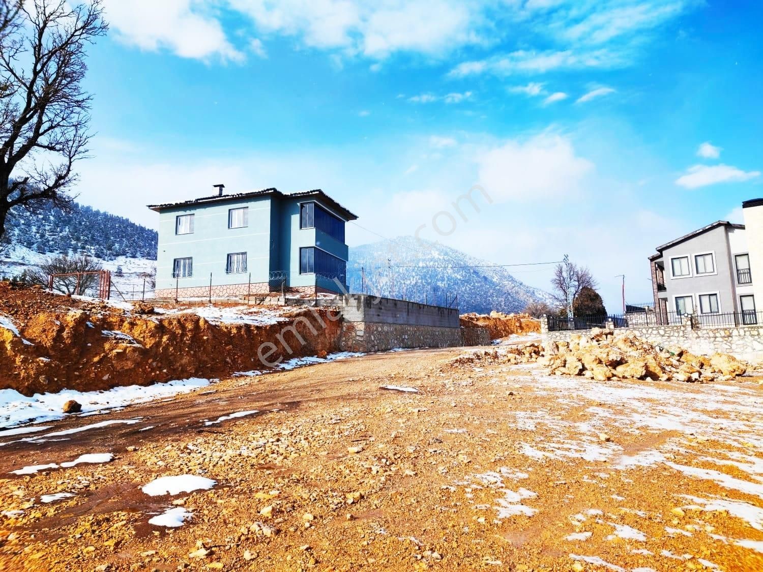 Pozantı Kar Emlaktan Yeni Konacık Bozkırlı Mevkiinde Uç 1 Dönüm Doğa Manzaralı Satılık Arsa - Görsel 19