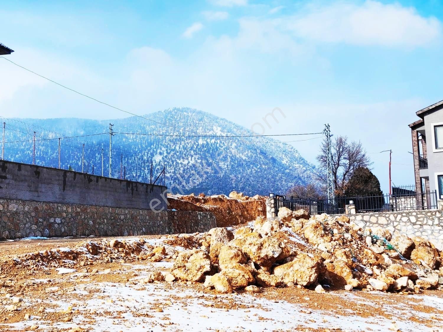 Pozantı Kar Emlaktan Yeni Konacık Bozkırlı Mevkiinde Uç 1 Dönüm Doğa Manzaralı Satılık Arsa - Görsel 15