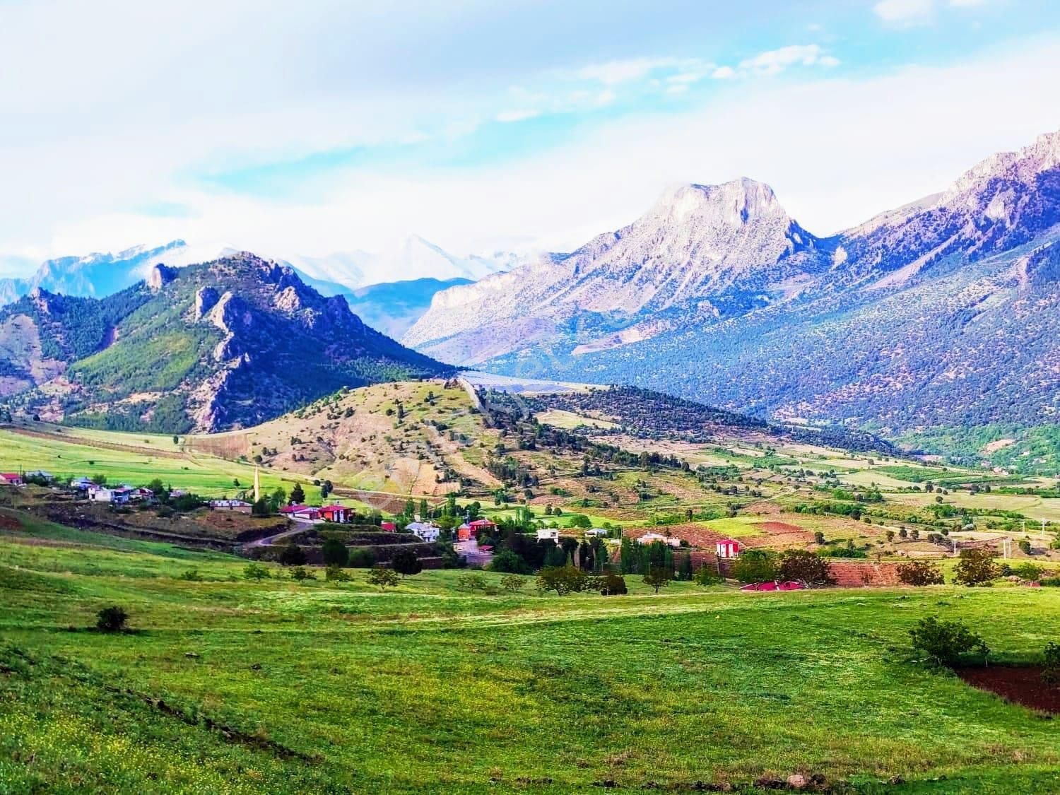 Pozantı Kar Emlaktan Yazıcak Mahallesinde 500 M2 Doğa Manzaralı Arsa - Görsel 7