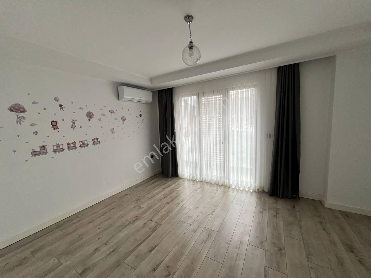 Kayı Trabzon'da 5+2 Deniz Manzaralı Satılık Penthouse Daire - Görsel 17
