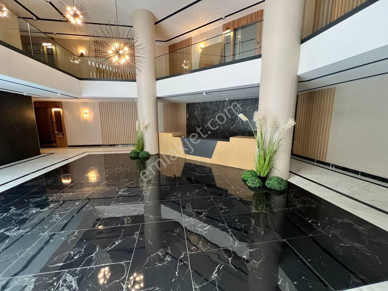 Kayı Trabzon'da 5+2 Deniz Manzaralı Satılık Penthouse Daire - Görsel 2