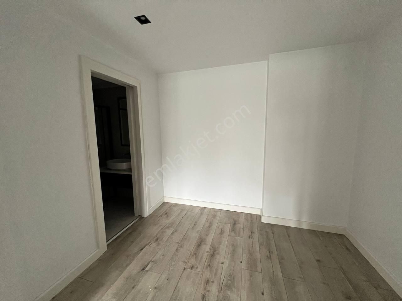 Kayı Trabzon'da 5+2 Deniz Manzaralı Satılık Penthouse Daire - Görsel 19