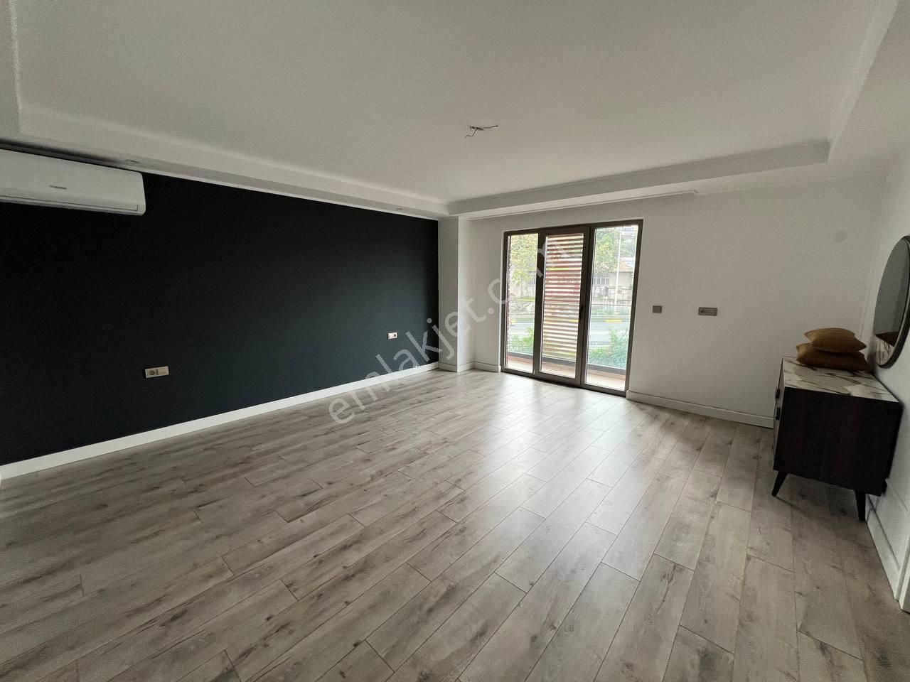 Kayı Trabzon'da 5+2 Deniz Manzaralı Satılık Penthouse Daire - Görsel 24