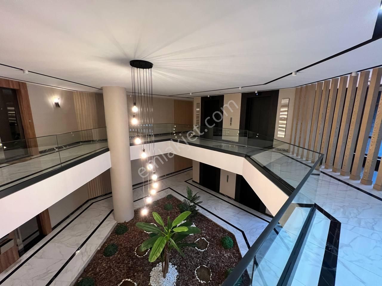 Kayı Trabzon'da 5+2 Deniz Manzaralı Satılık Penthouse Daire - Görsel 3