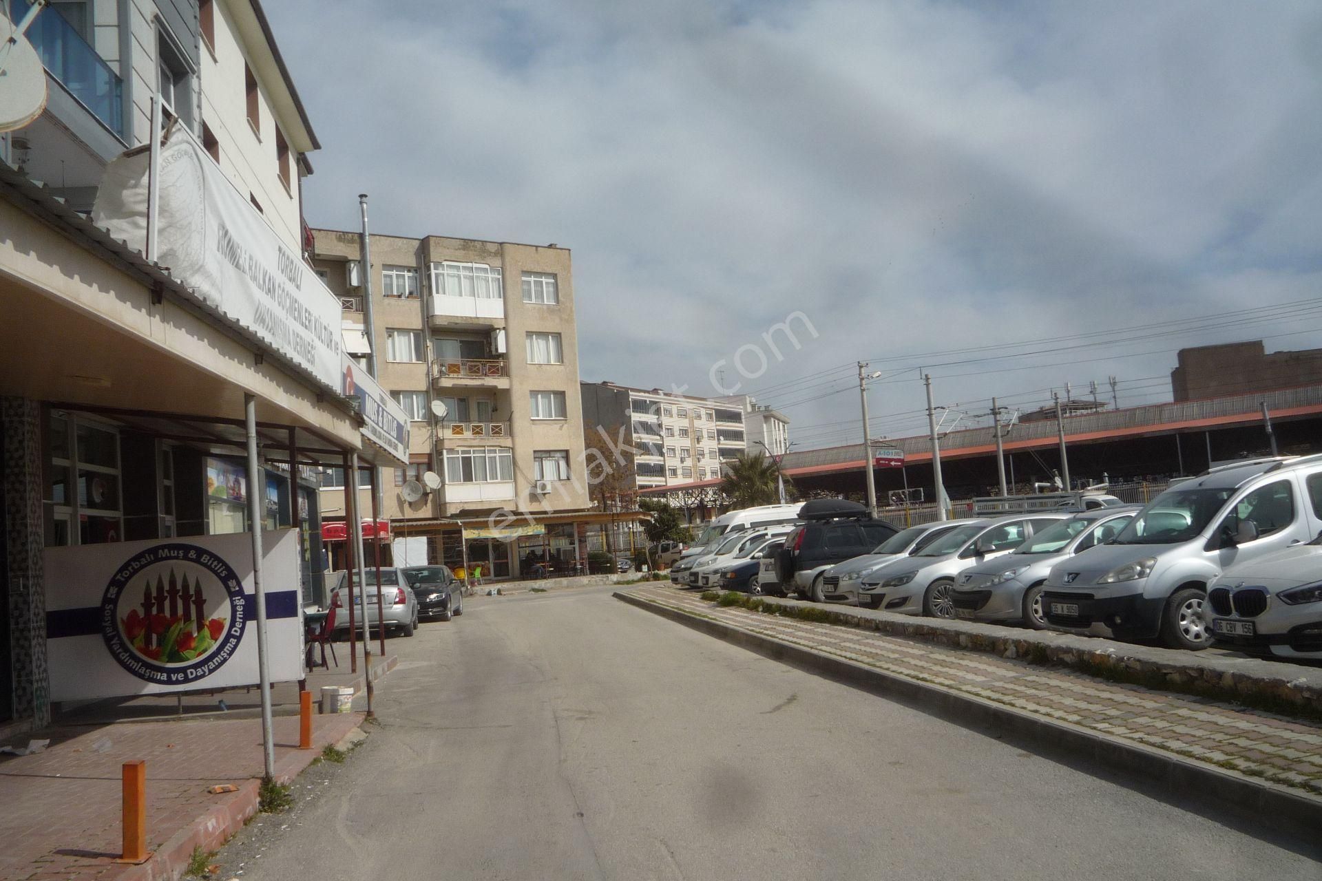 İzmir Torbalı Gold Emlaktan Satılık Mustakil Bahçeli Ev - Görsel 19