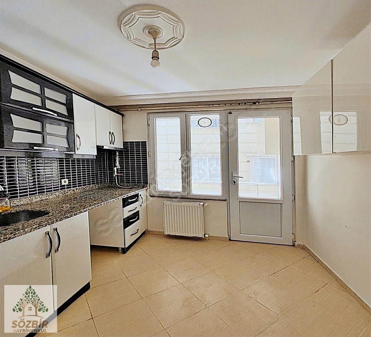 Sözbir Yapıdan Doğan Araslı Bulv 2 Dk Yürüme Mesafesi 2+1 Daire