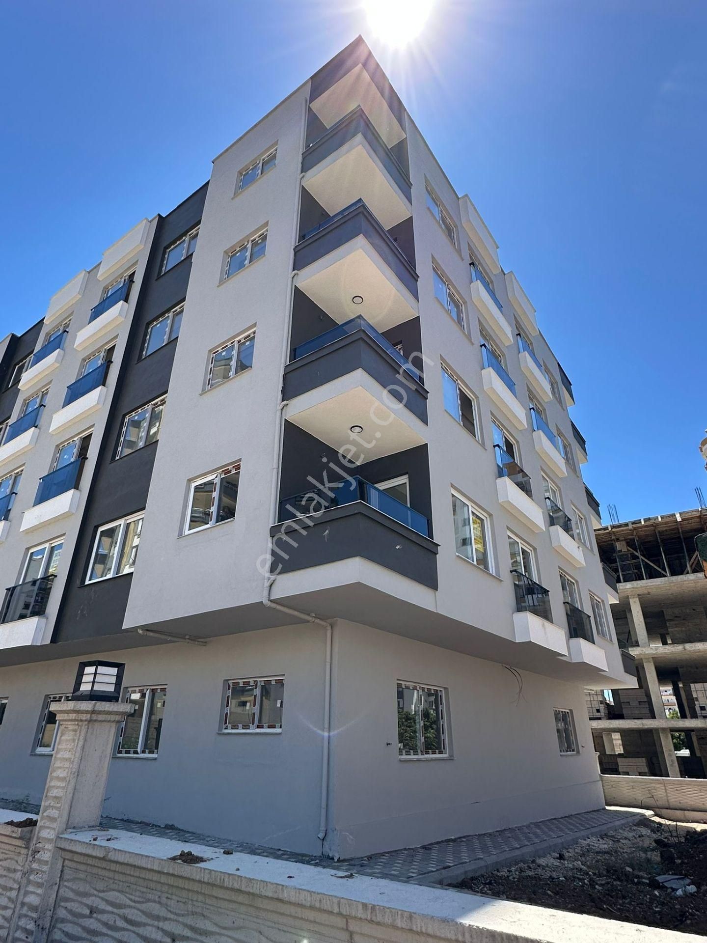 Satılık Sıfır 2+1 Daire Alata Erdemli Mersin