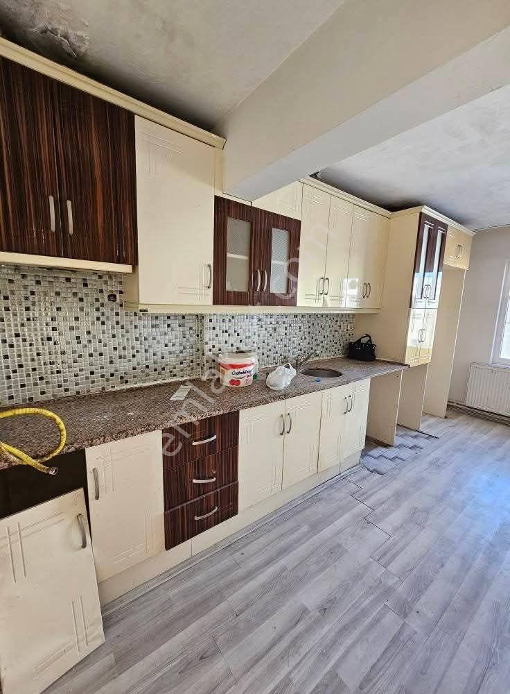 Samsun İlkadım Hançerli Mahallesi'nde Merkezi Konumda 2+1 Satılık Daire