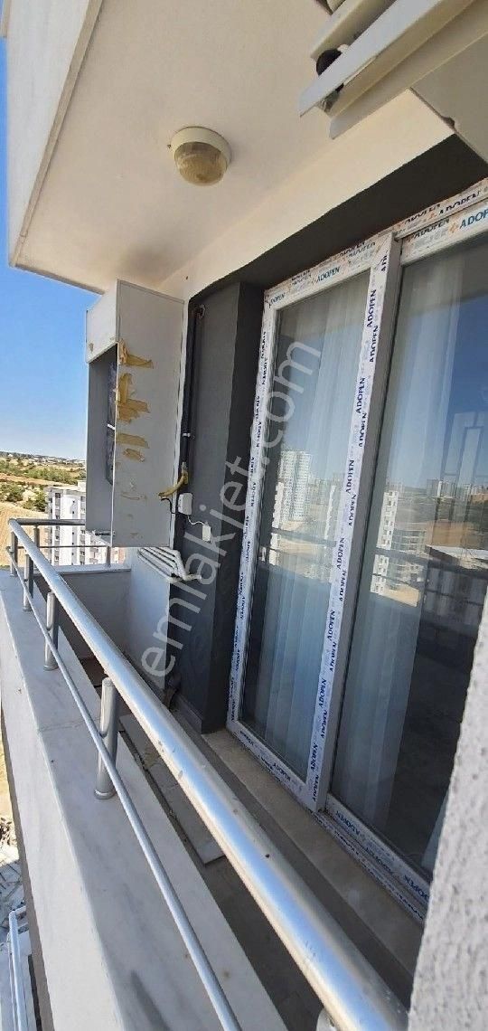 Satlik Satlik Adakent Emlak Dan Satlik 3+1 Daire Hasarsiz Kombili Uygun Fiyata - Görsel 2
