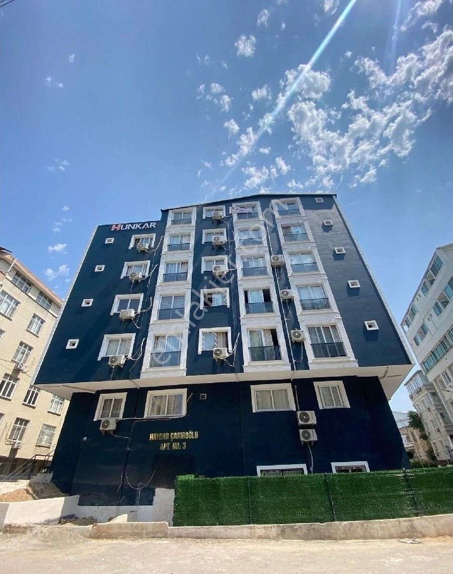 Adana Beyazevler İn En Güzel Yerinde Ful Esyali 1+1 Az Katlı Kiralık Daire Hasarsiz Bina