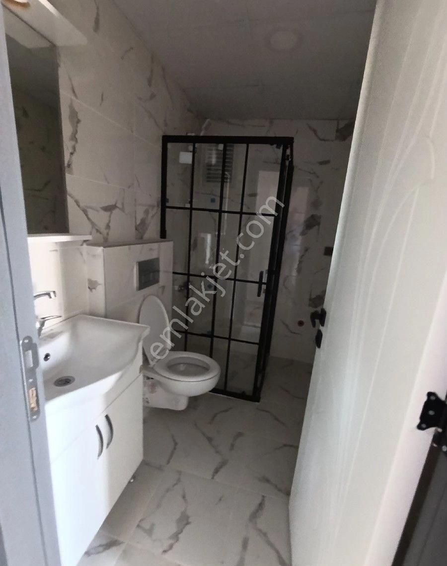 Satlik 2+1 Daire Saricamin En Guzel Yerinde Hasarsiz Sifir Daire Ana Yol İşlek Cad - Görsel 35