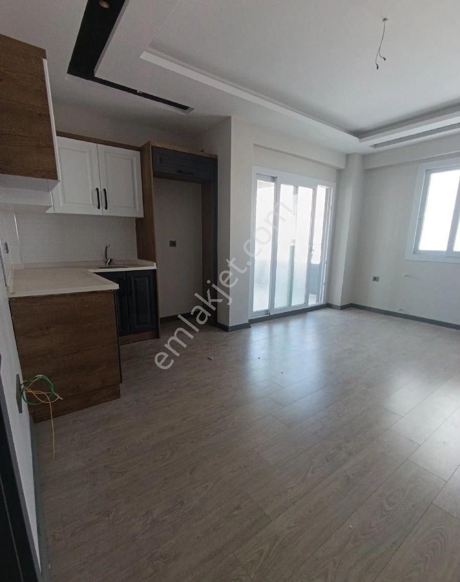 Satlik 2+1 Daire Saricamin En Guzel Yerinde Hasarsiz Sifir Daire Ana Yol İşlek Cad - Görsel 18