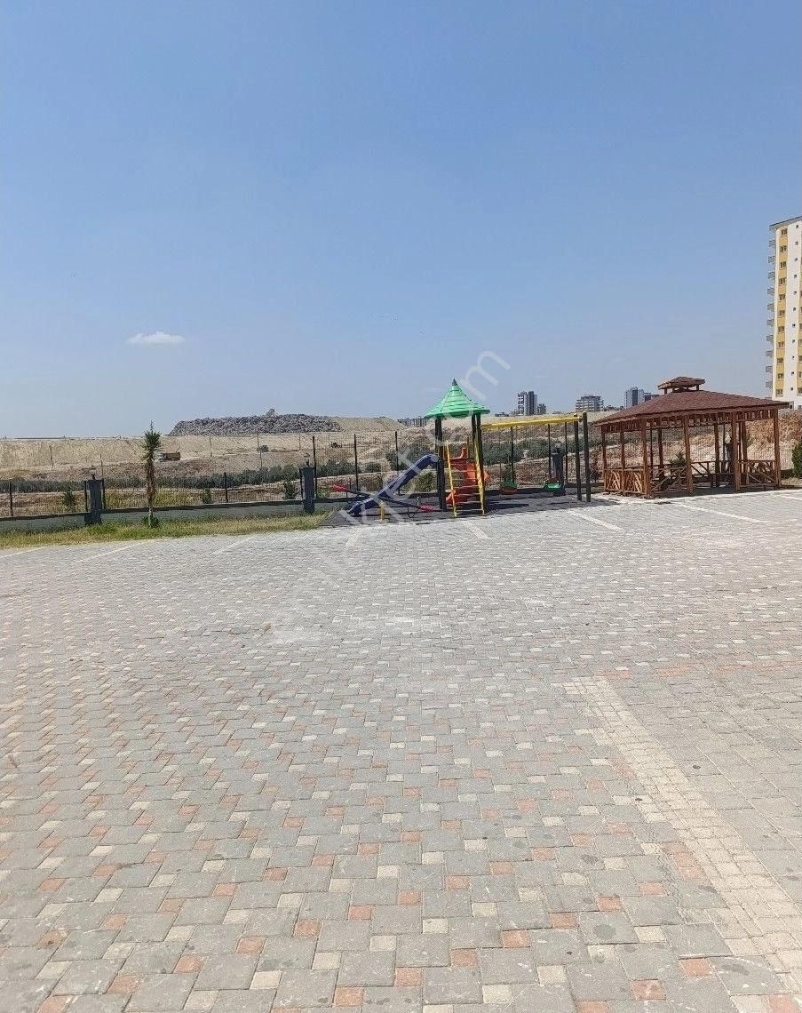 Adakent Emlakdan Satlik 1+1 Daire Anayol Üzeri İşlek Cadde Üzerinde Hasarsiz Sifir Uygun Fiyata - Görsel 35