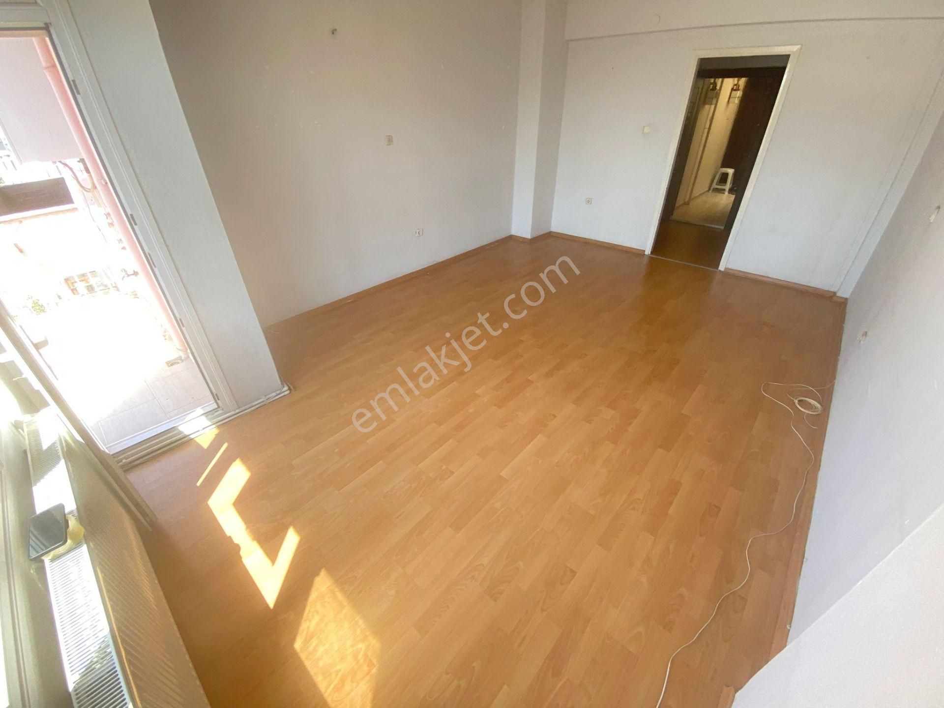 Buca Laleli Mahde 2+1 90m2 Doğalgazlı Havadar Kiralık Daire - Görsel 5