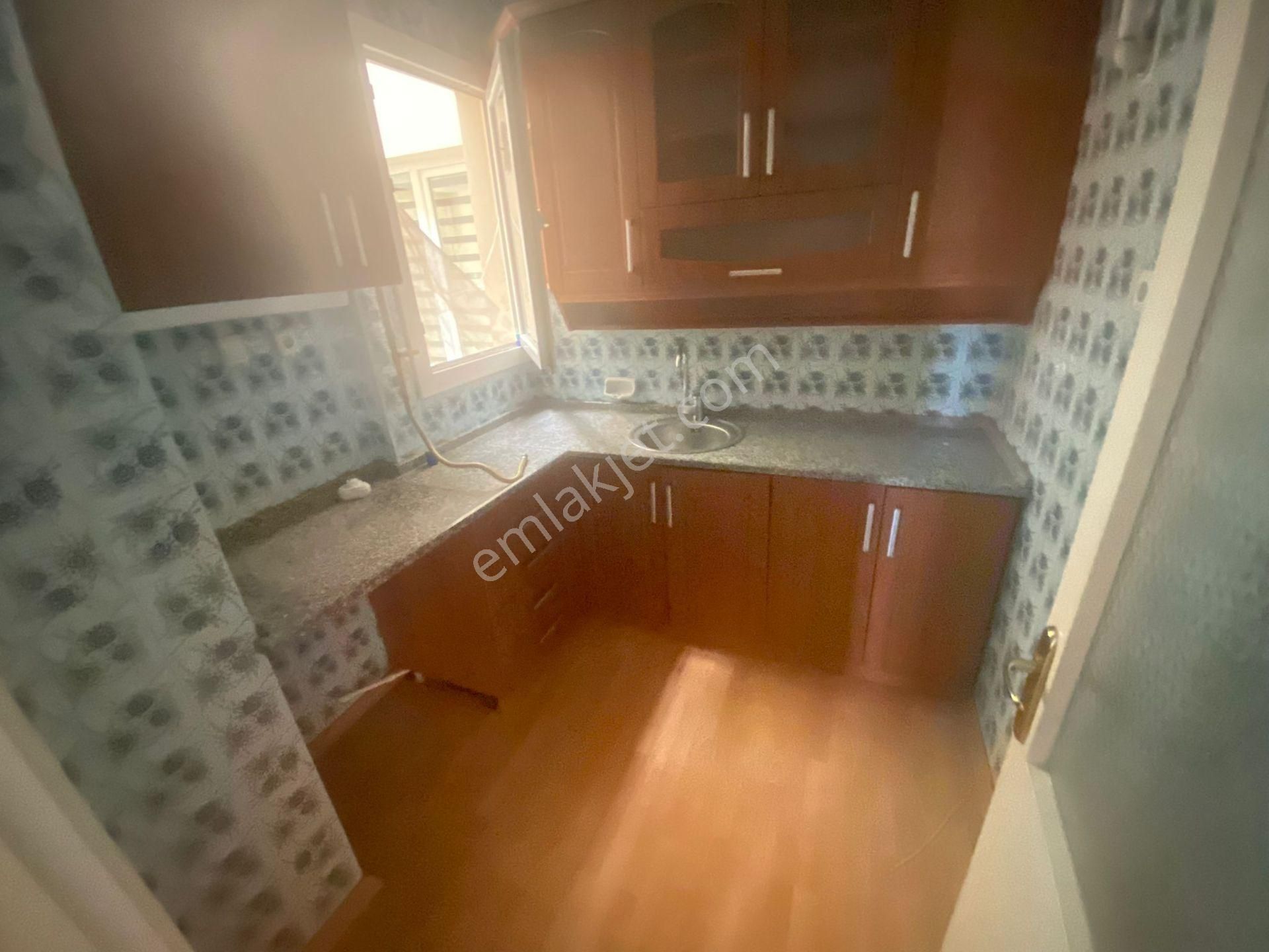Buca Laleli Mahde 2+1 90m2 Doğalgazlı Havadar Kiralık Daire - Görsel 16