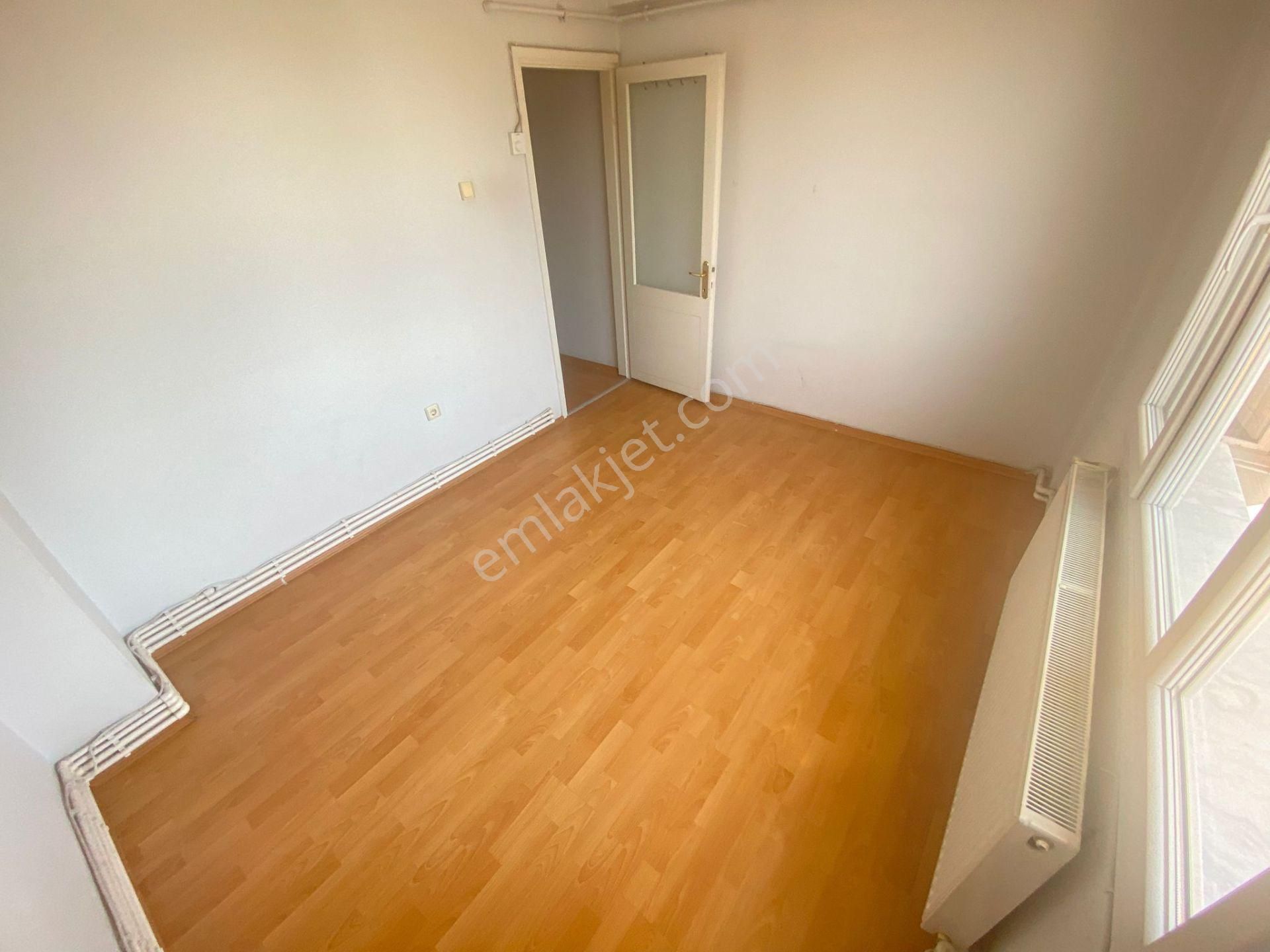Buca Laleli Mahde 2+1 90m2 Doğalgazlı Havadar Kiralık Daire - Görsel 12