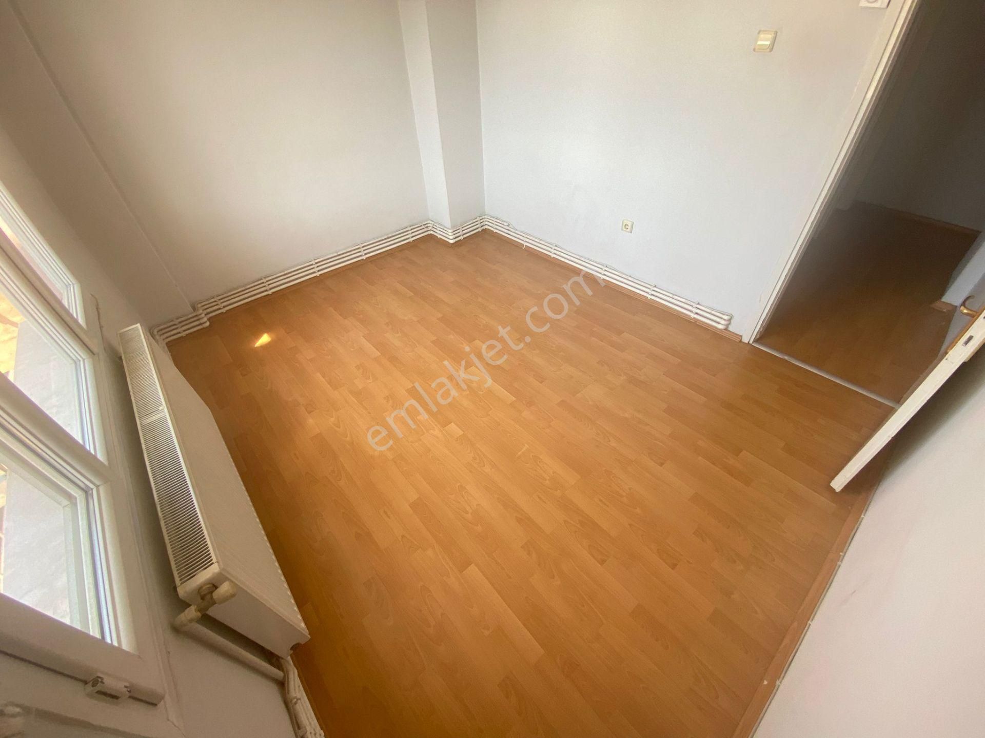 Buca Laleli Mahde 2+1 90m2 Doğalgazlı Havadar Kiralık Daire - Görsel 11
