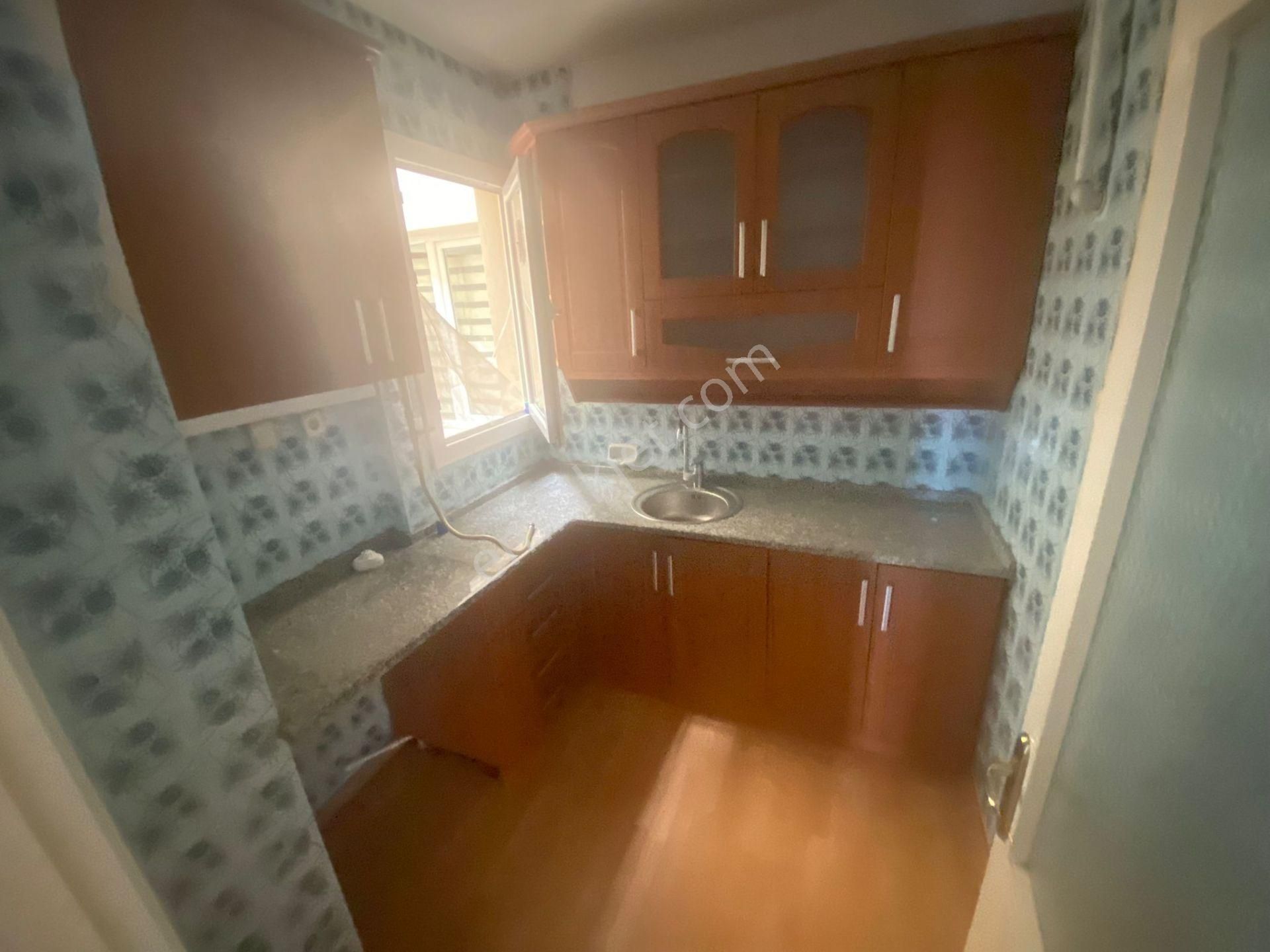 Buca Laleli Mahde 2+1 90m2 Doğalgazlı Havadar Kiralık Daire - Görsel 17