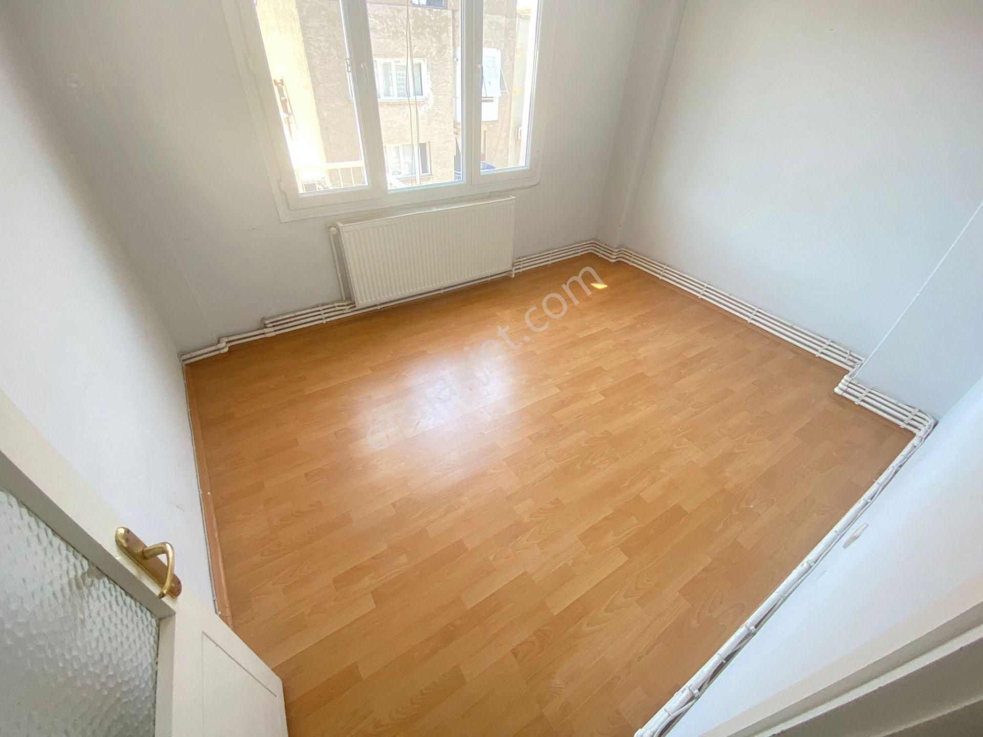 Buca Laleli Mahde 2+1 90m2 Doğalgazlı Havadar Kiralık Daire - Görsel 6